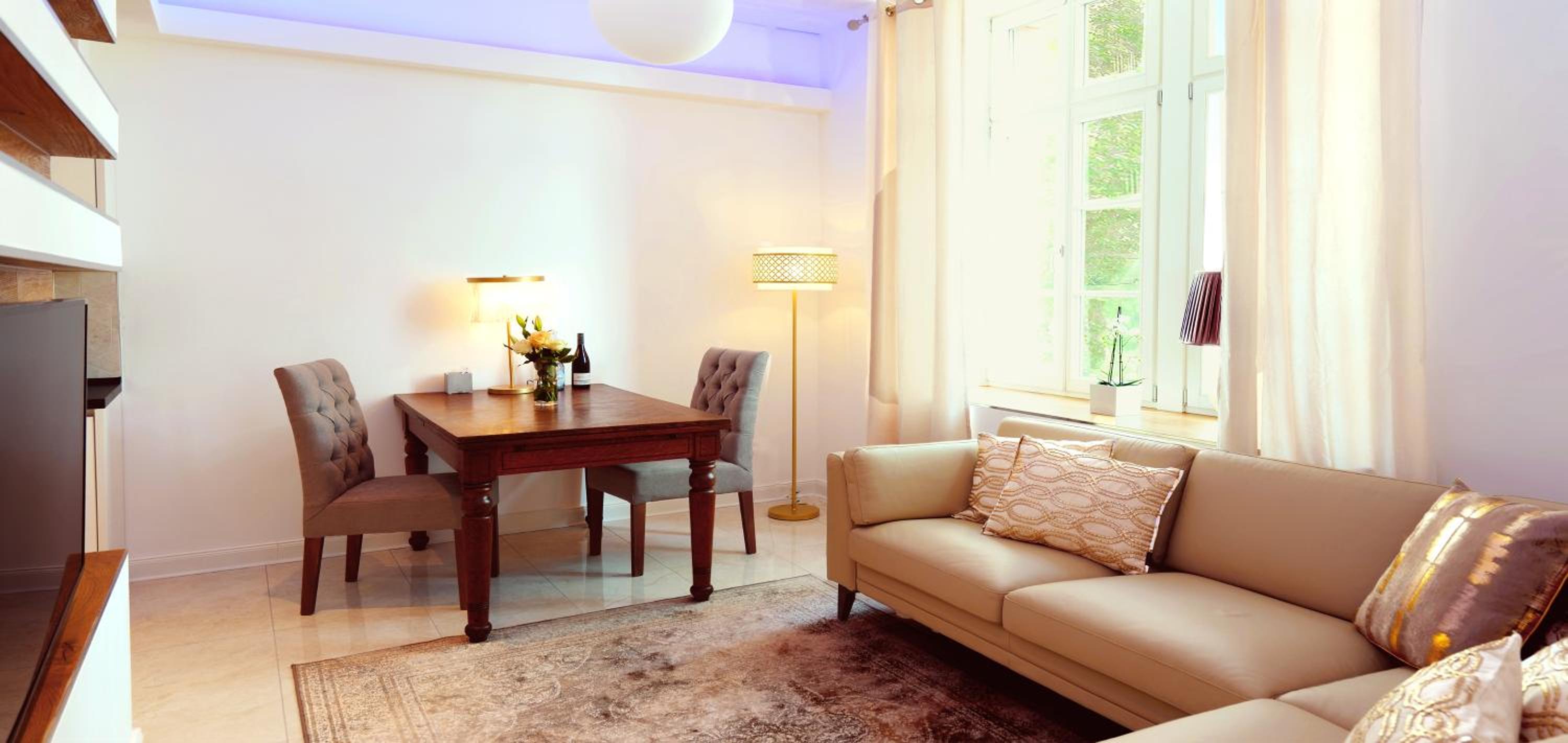 Superior Suite with 2 Bedrooms, 2 Bathrooms, Living/Dining Room and Kitchen photo 2