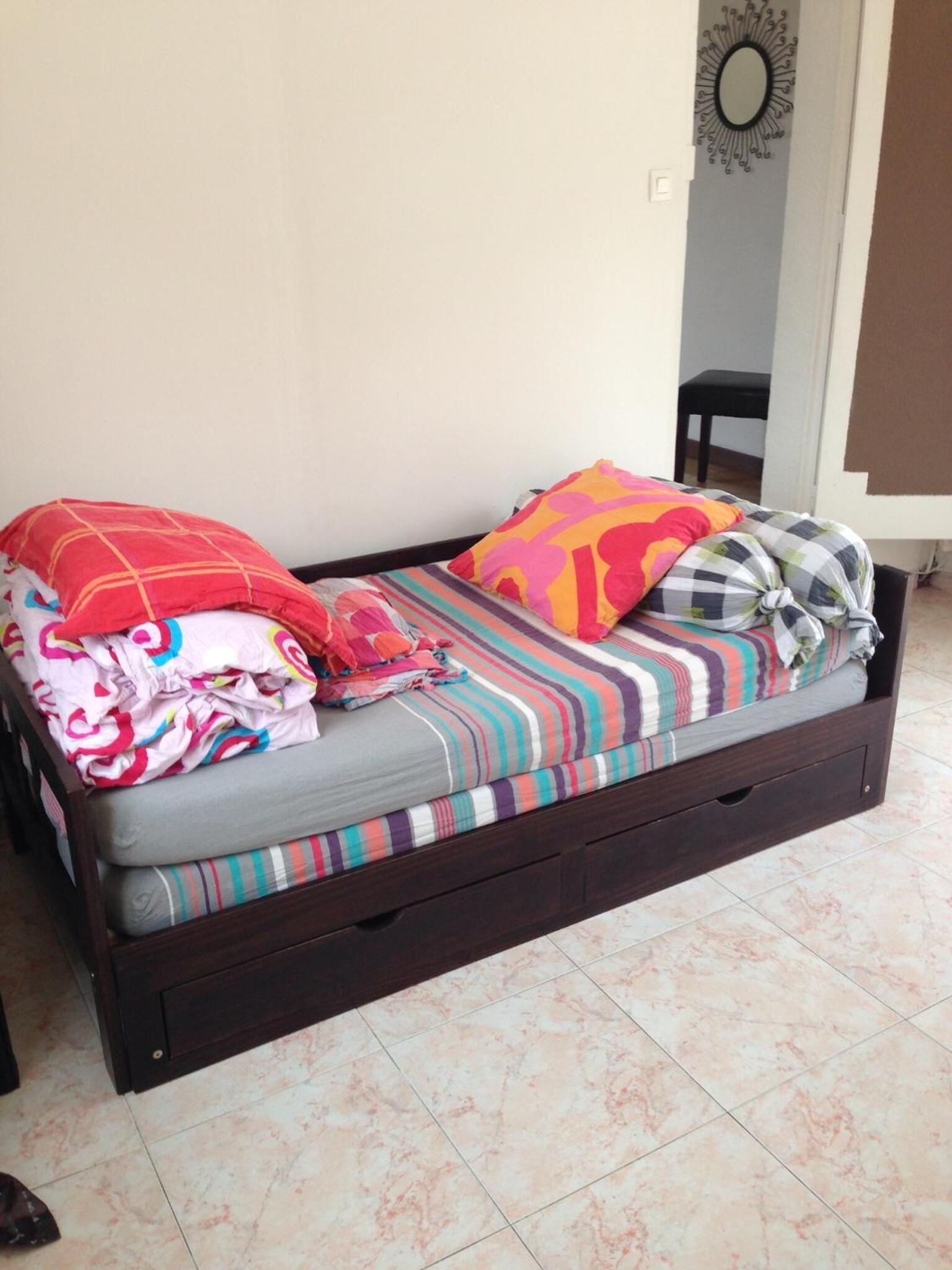 Apartment with Terrace - Photo 10