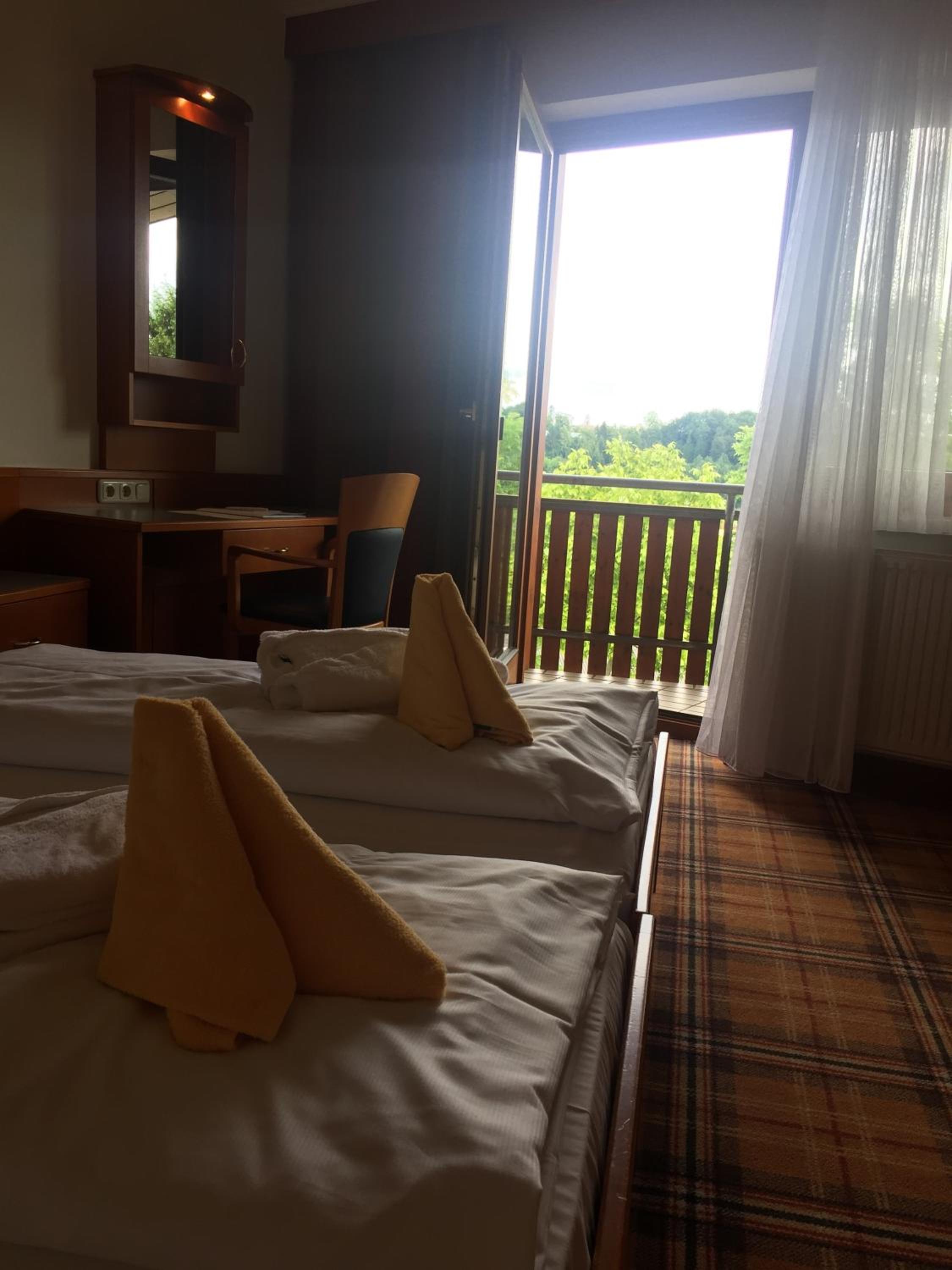 Classic Double Room - Photo 8