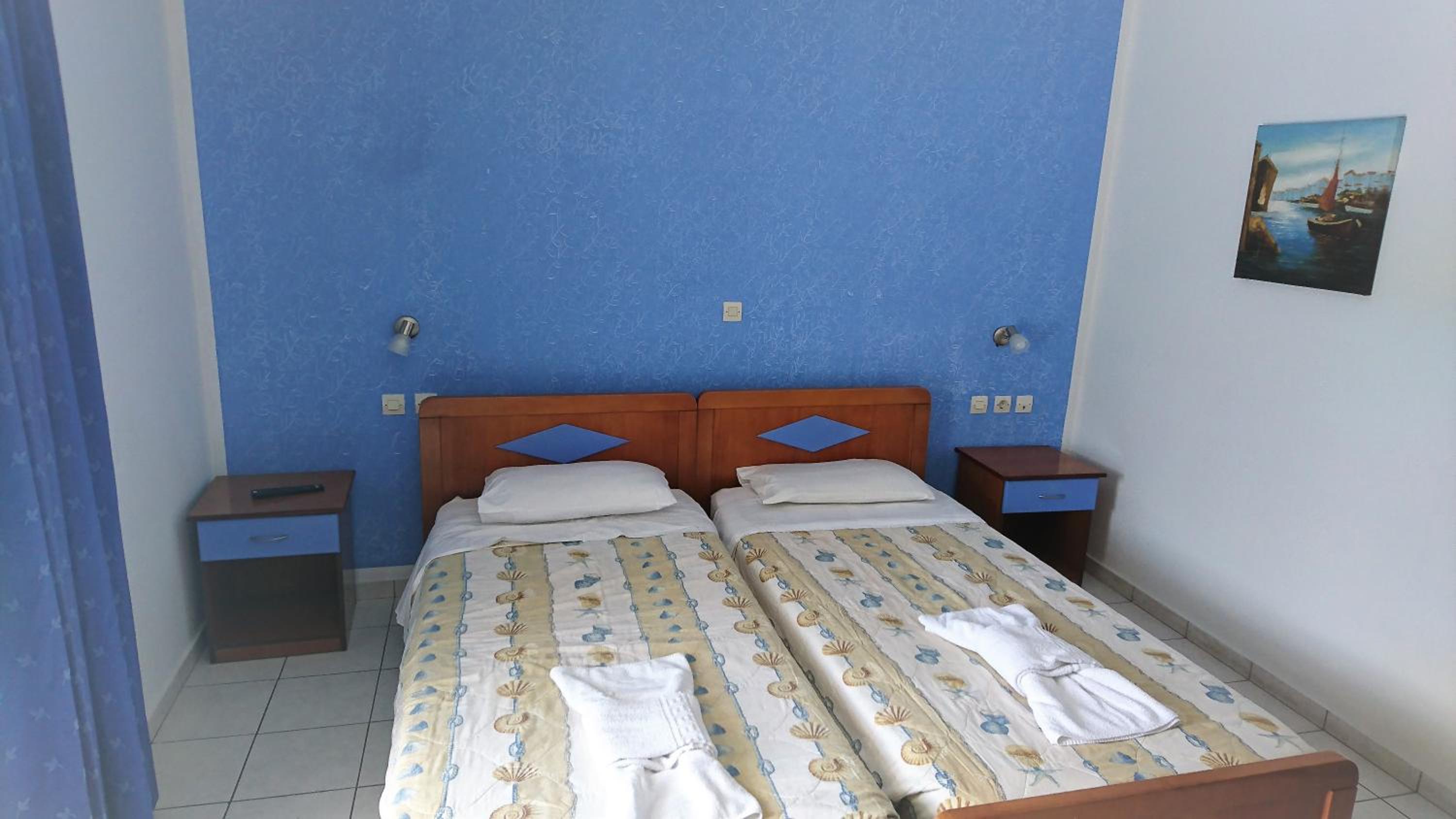 Apartment with Pool View 