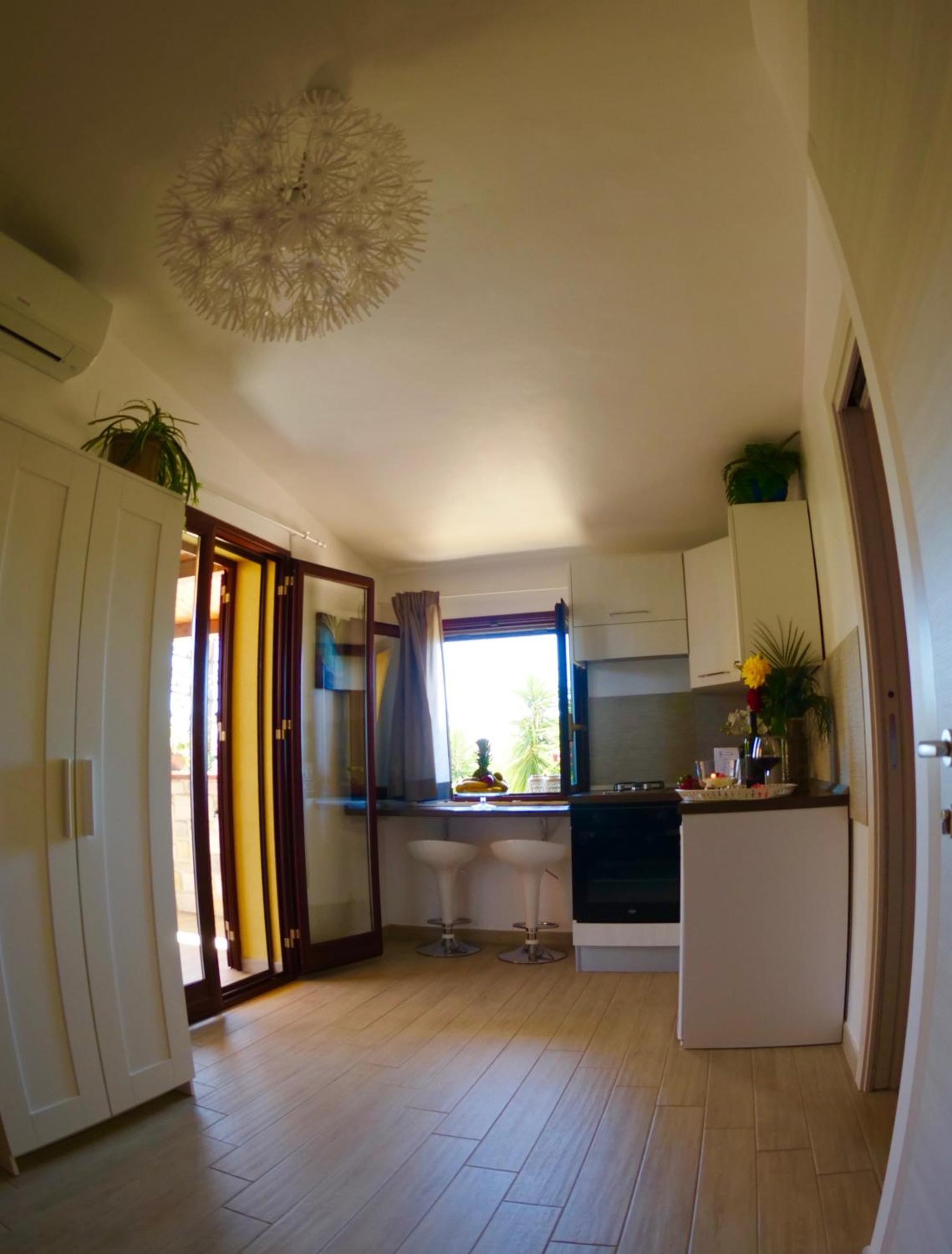 One-Bedroom Apartment with Terrace - Photo 14