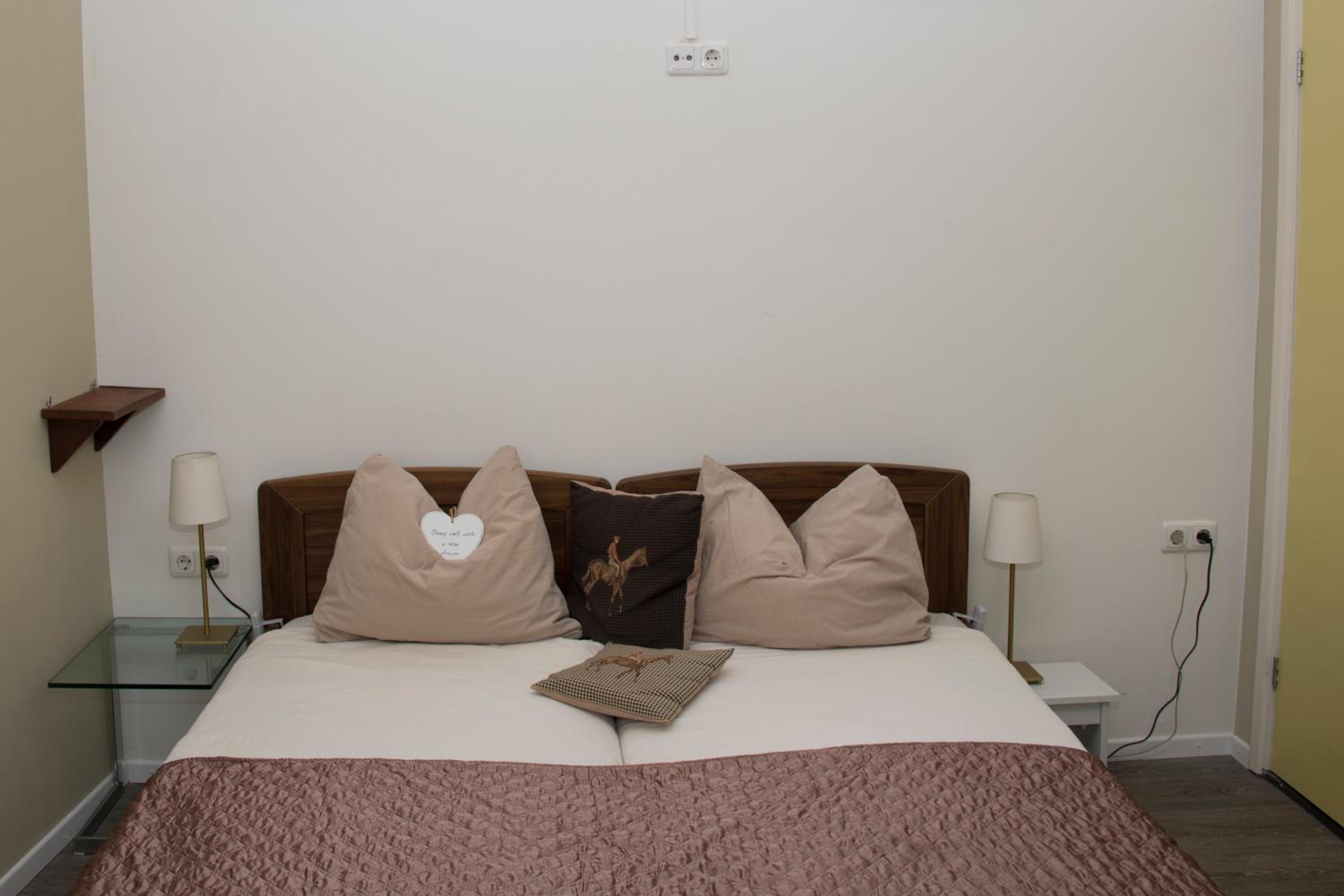 Deluxe Twin Room with Spa Bath and Steam Shower photo 3