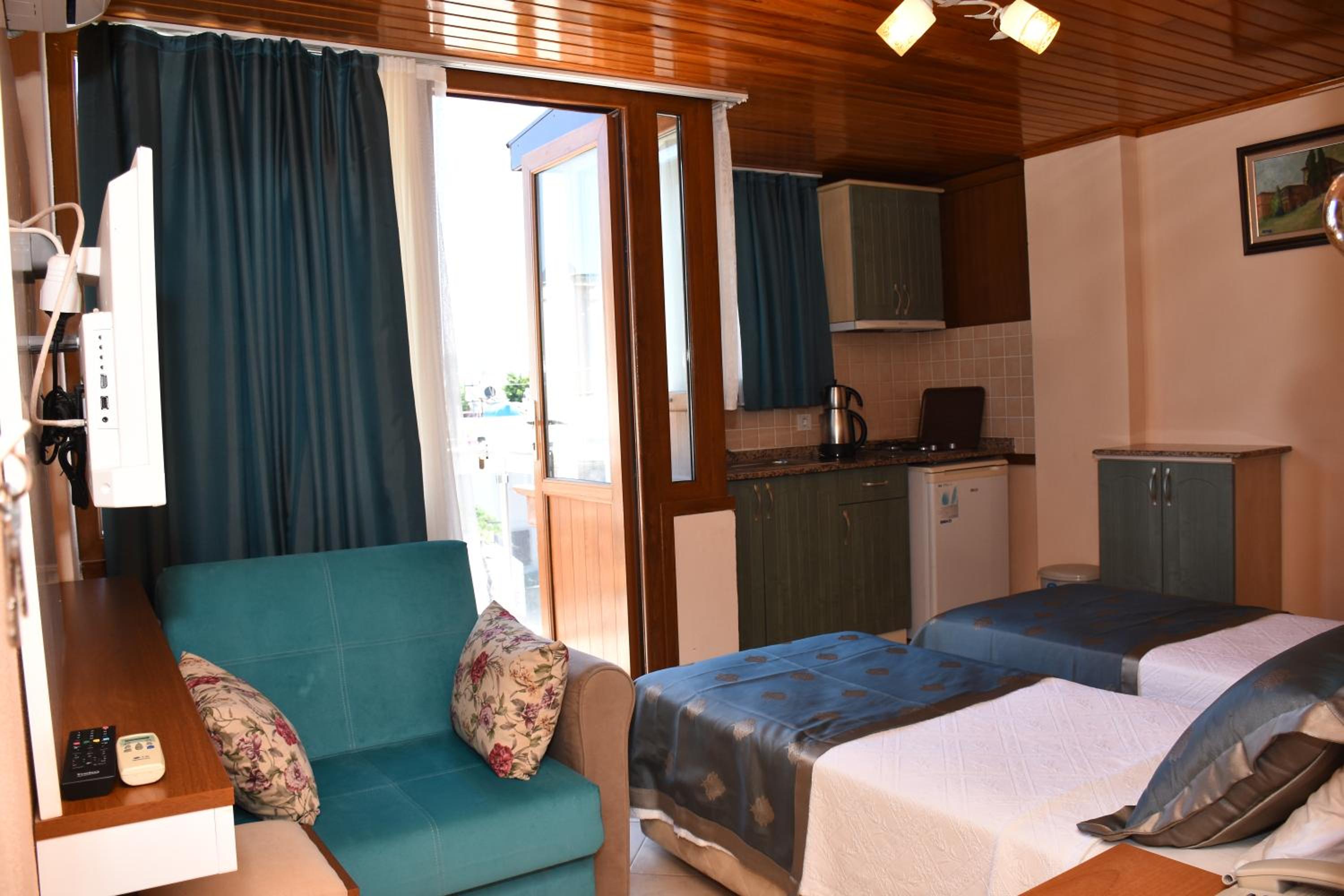 Double or Twin Room photo 1