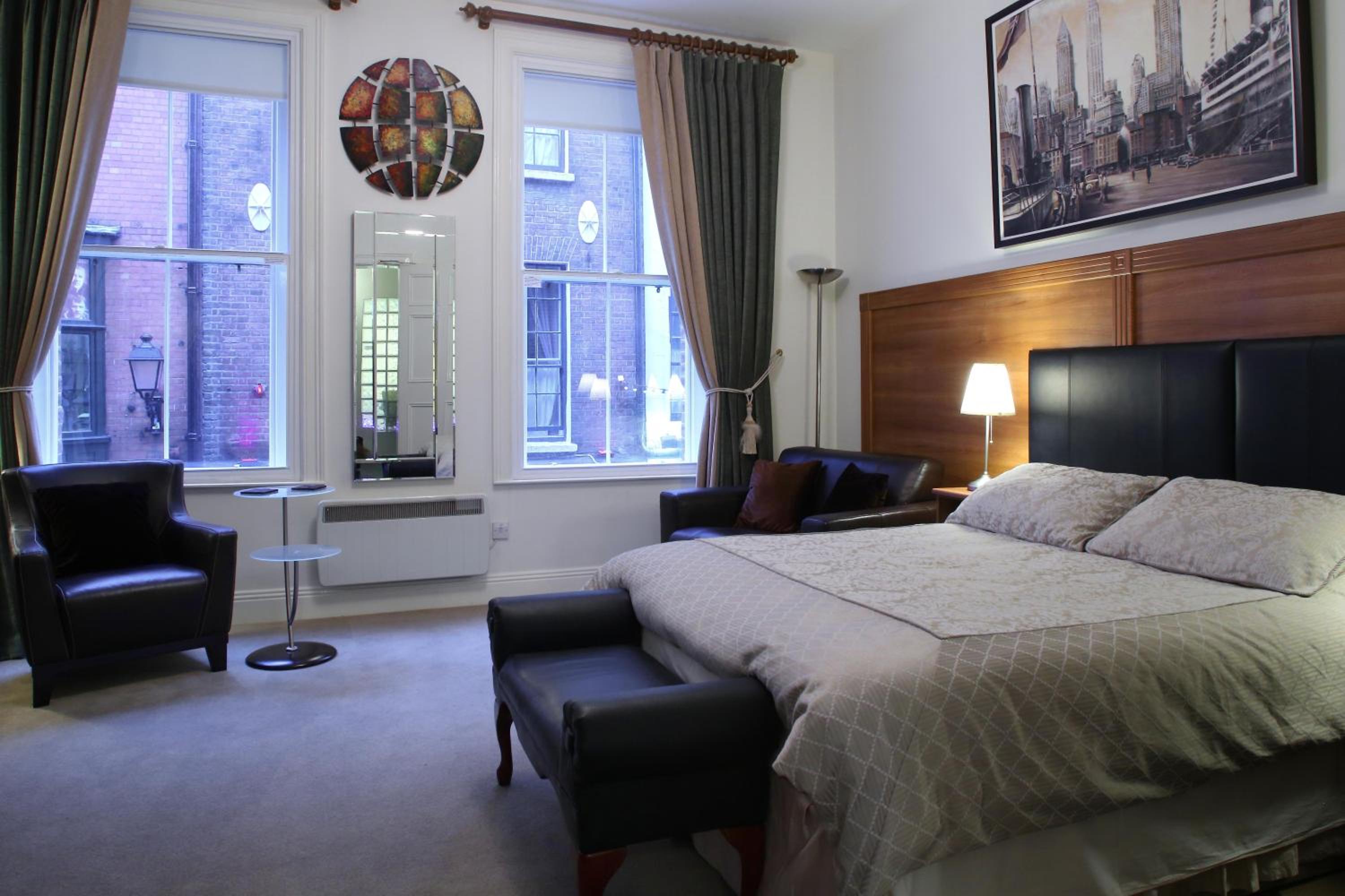 The James Joyce Suite ( Single & King ) photo 3