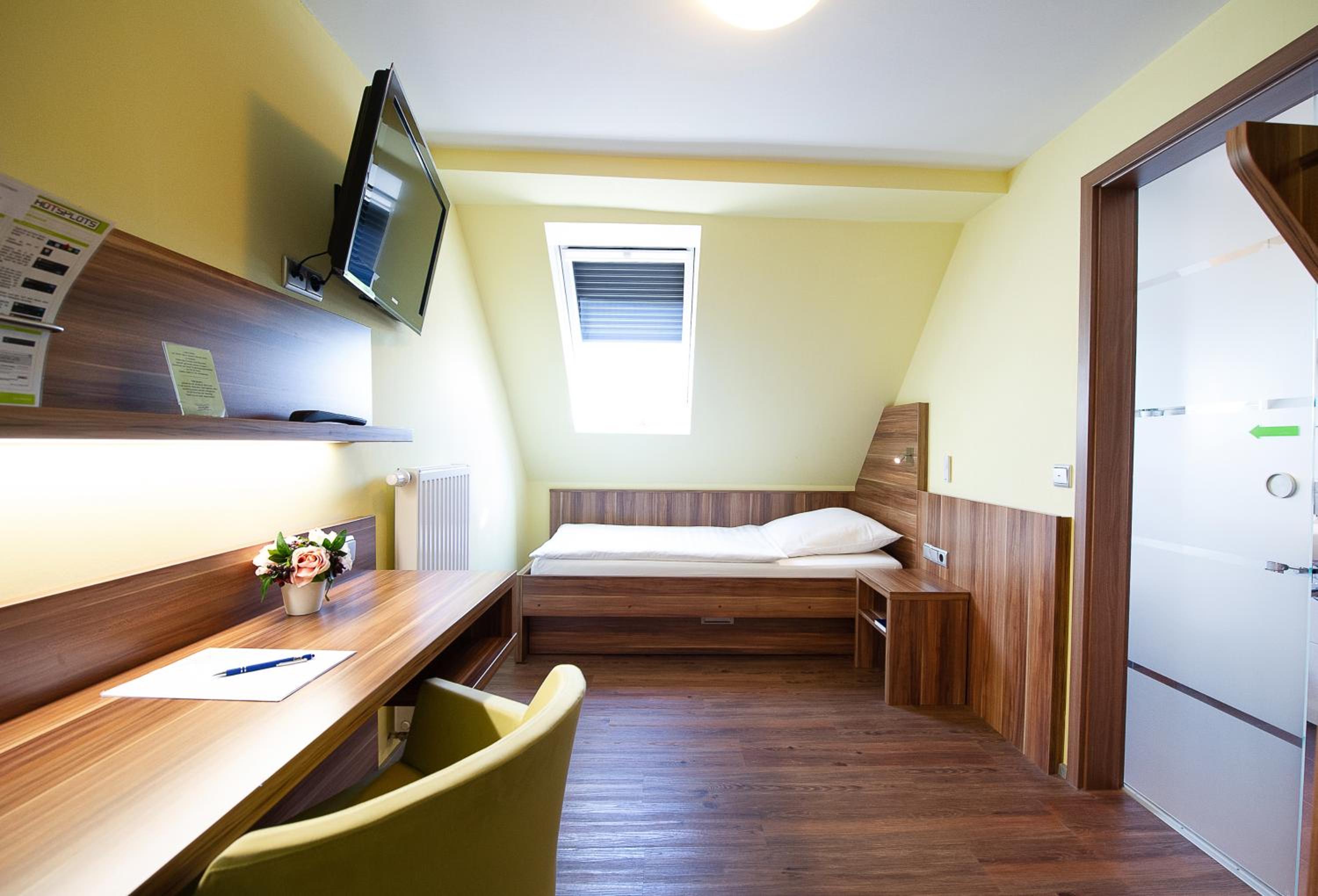 Double Room Business photo 3