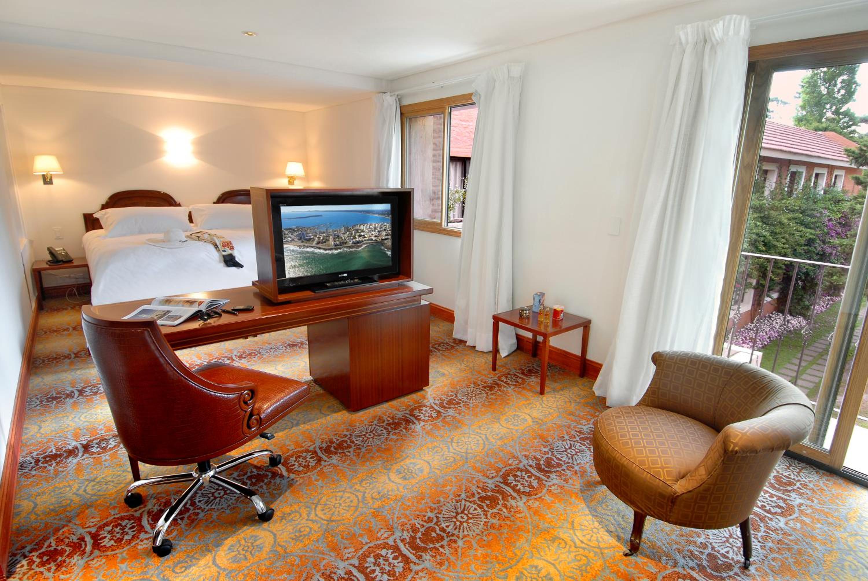 Executive Double Room with Hot Tub photo 2