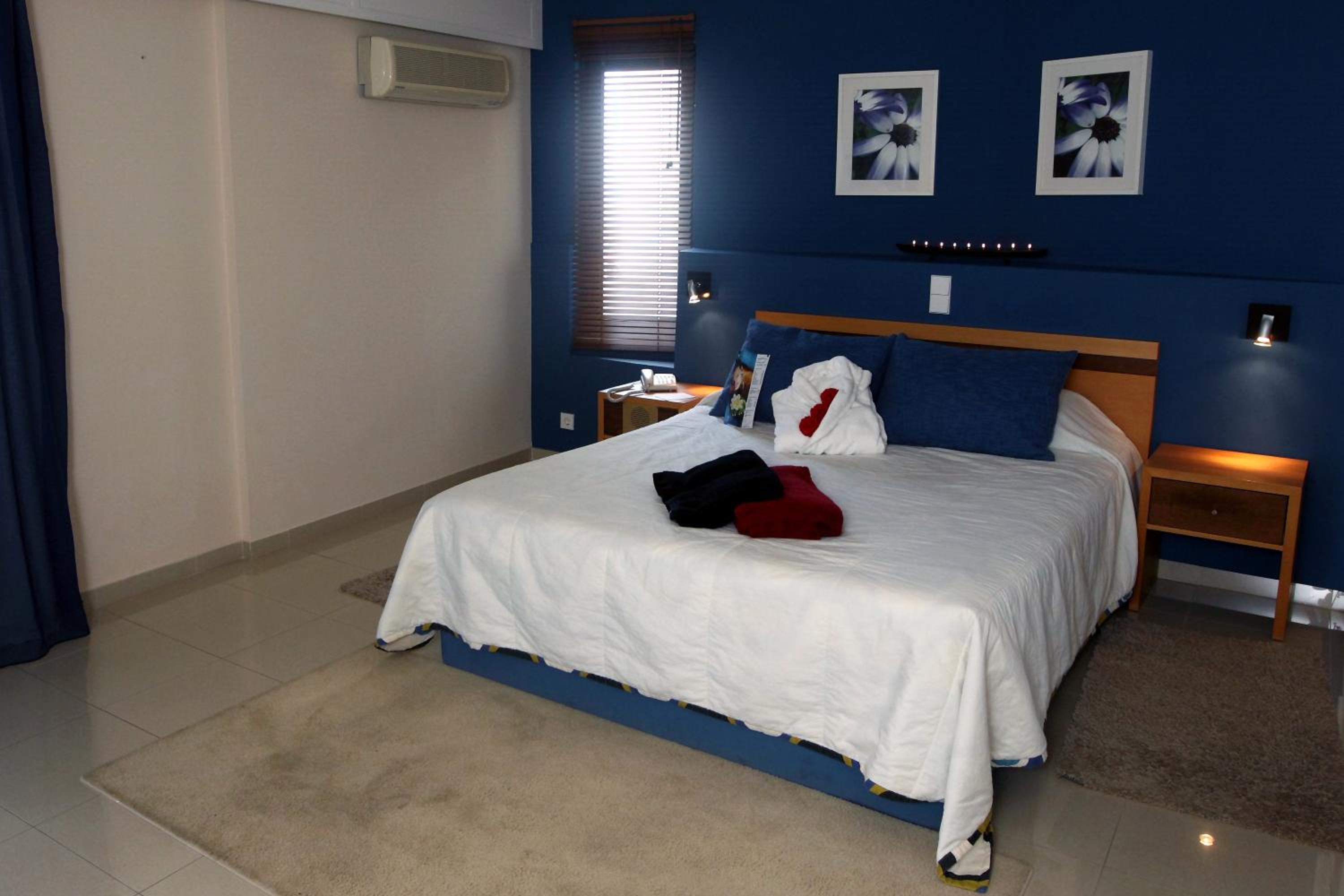 Superior Double or Twin Room with Romance Package photo 1