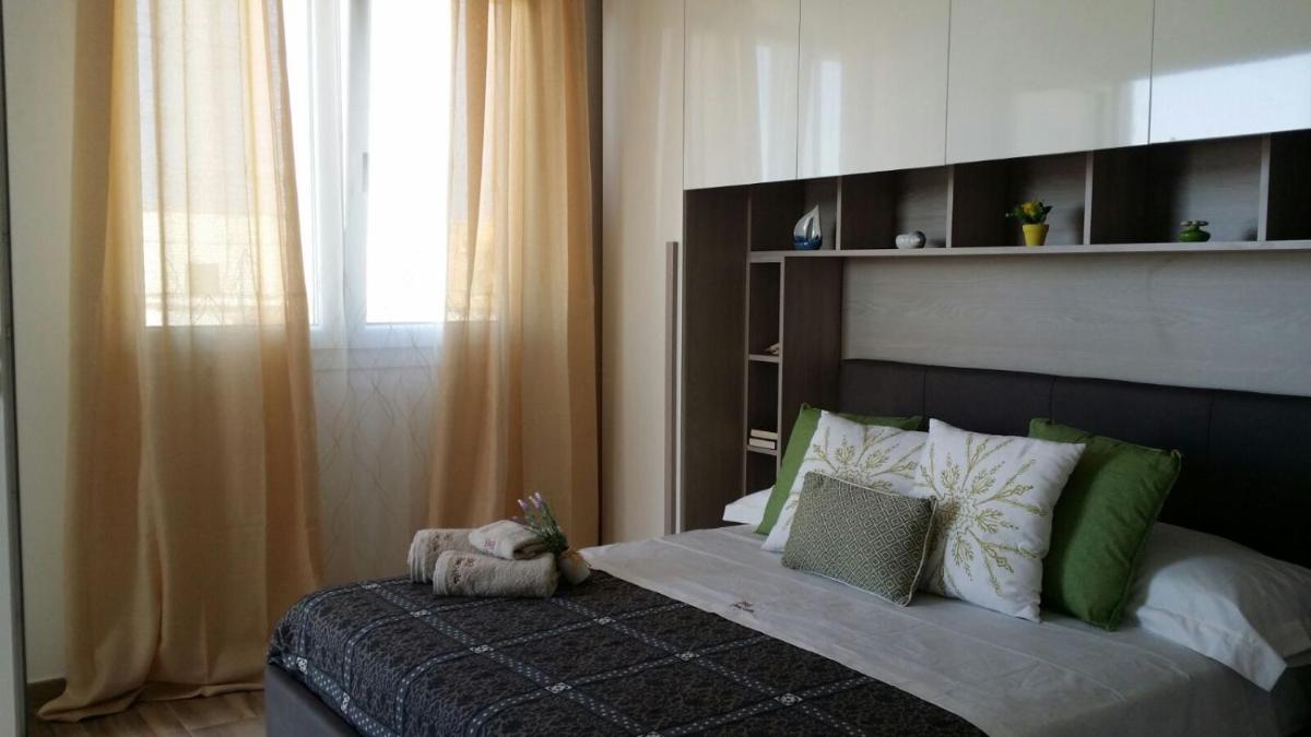 Deluxe Double Room with Extra Bed photo 3