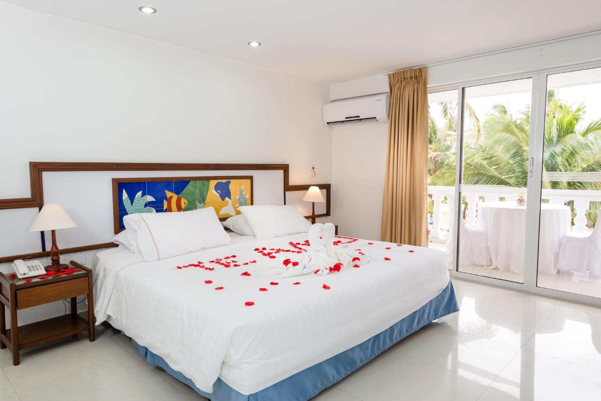 Standard Double or Twin Room with Sea View