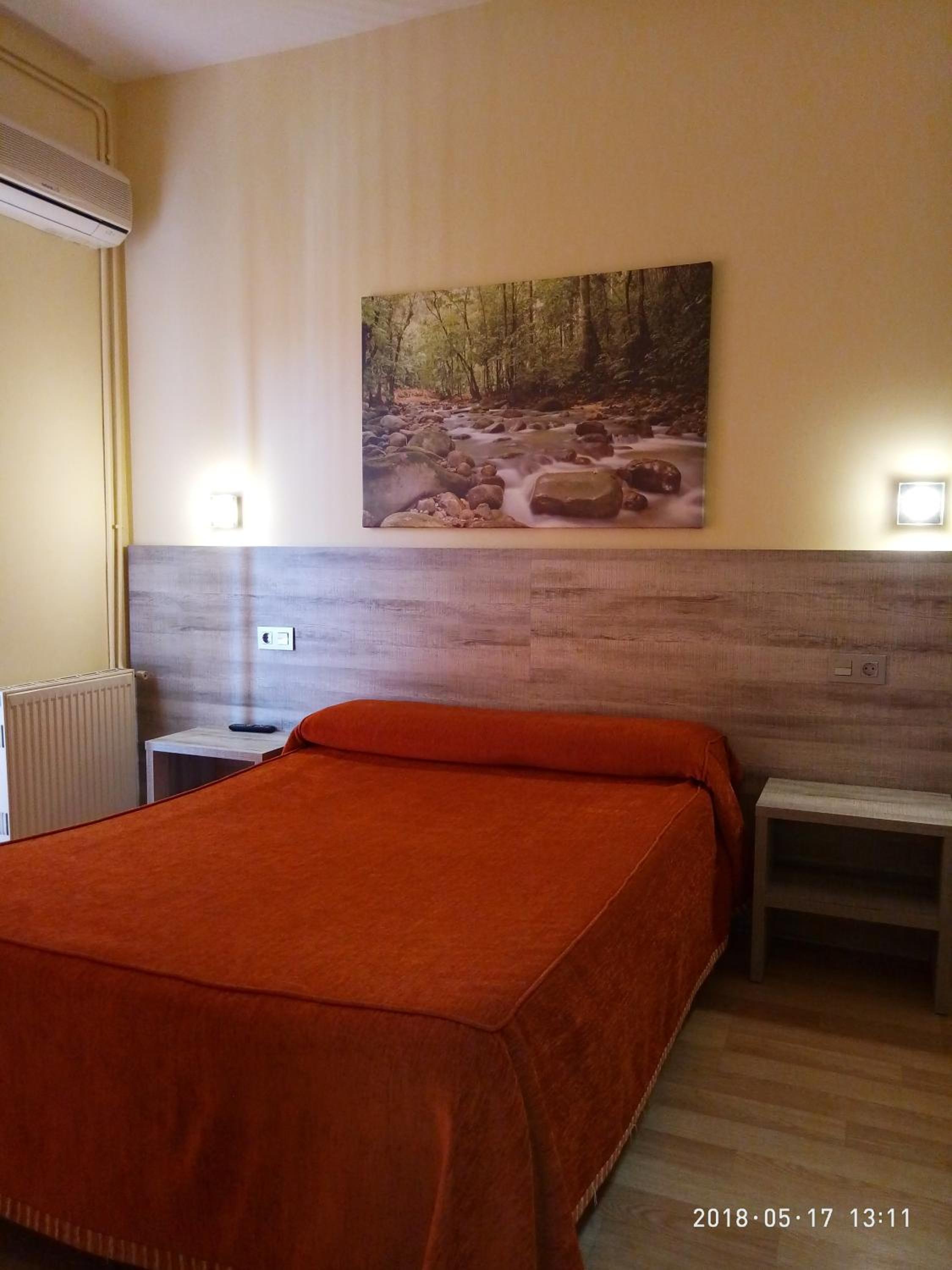 Double or Twin Room photo 2