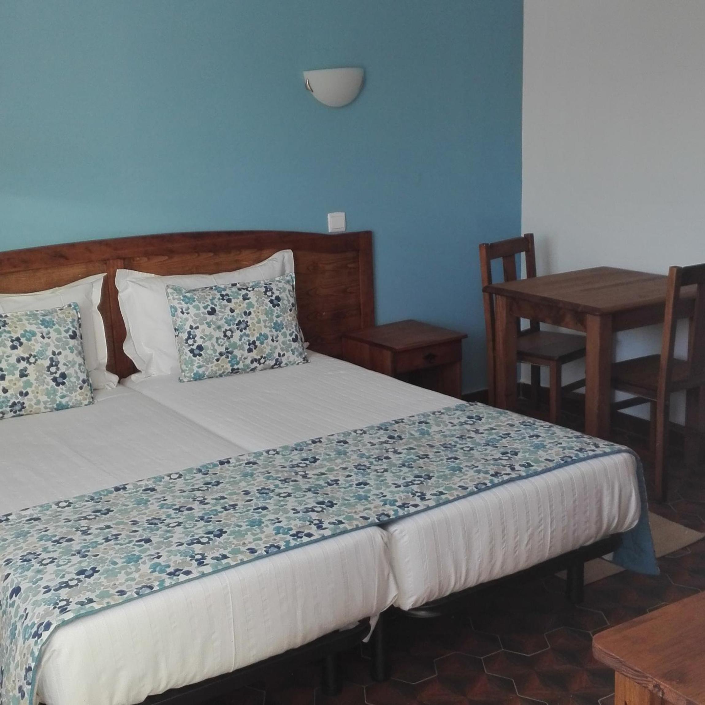 Double or Twin Room - Photo 21