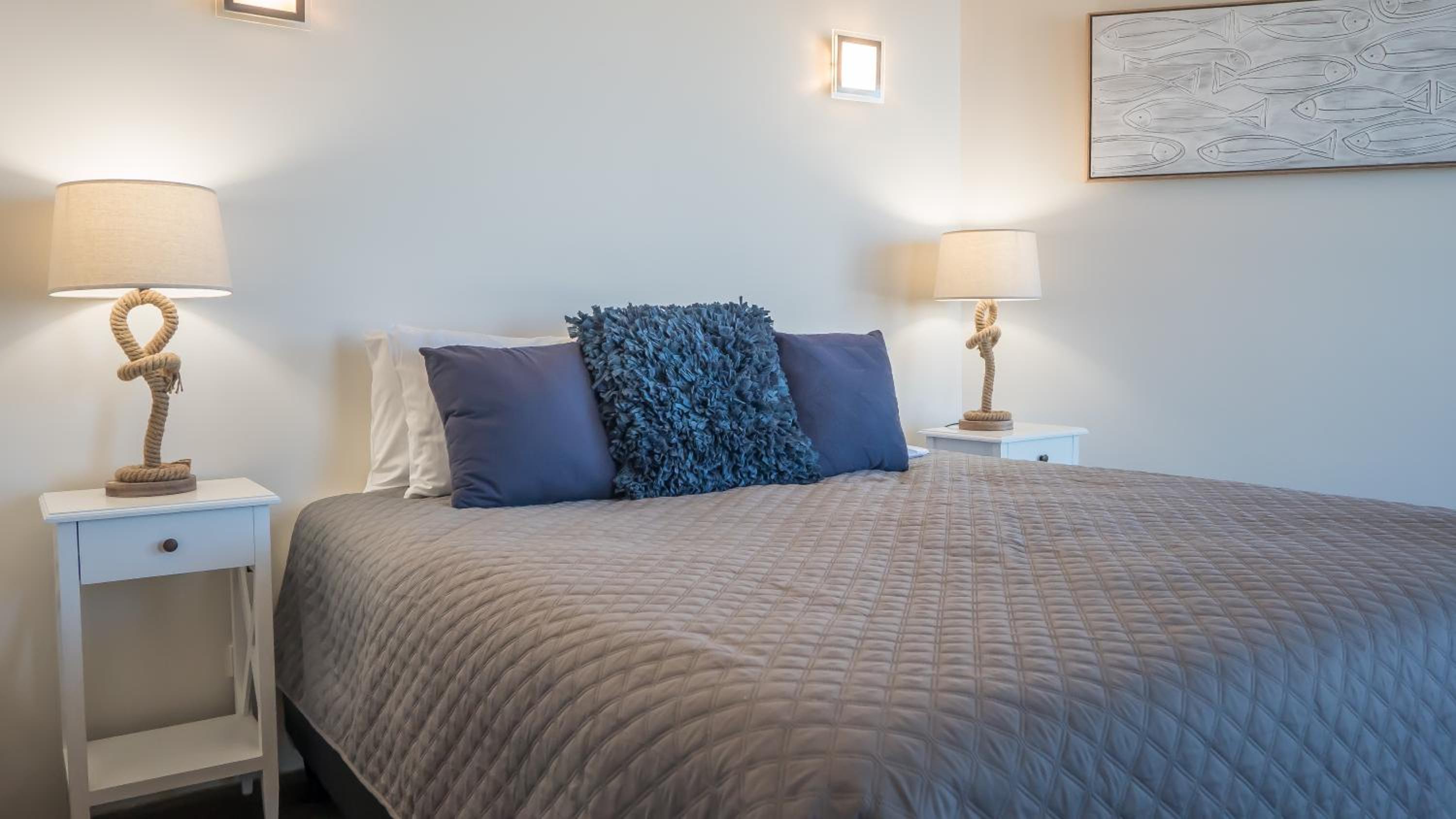 One-Bedroom Apartment with Ocean View