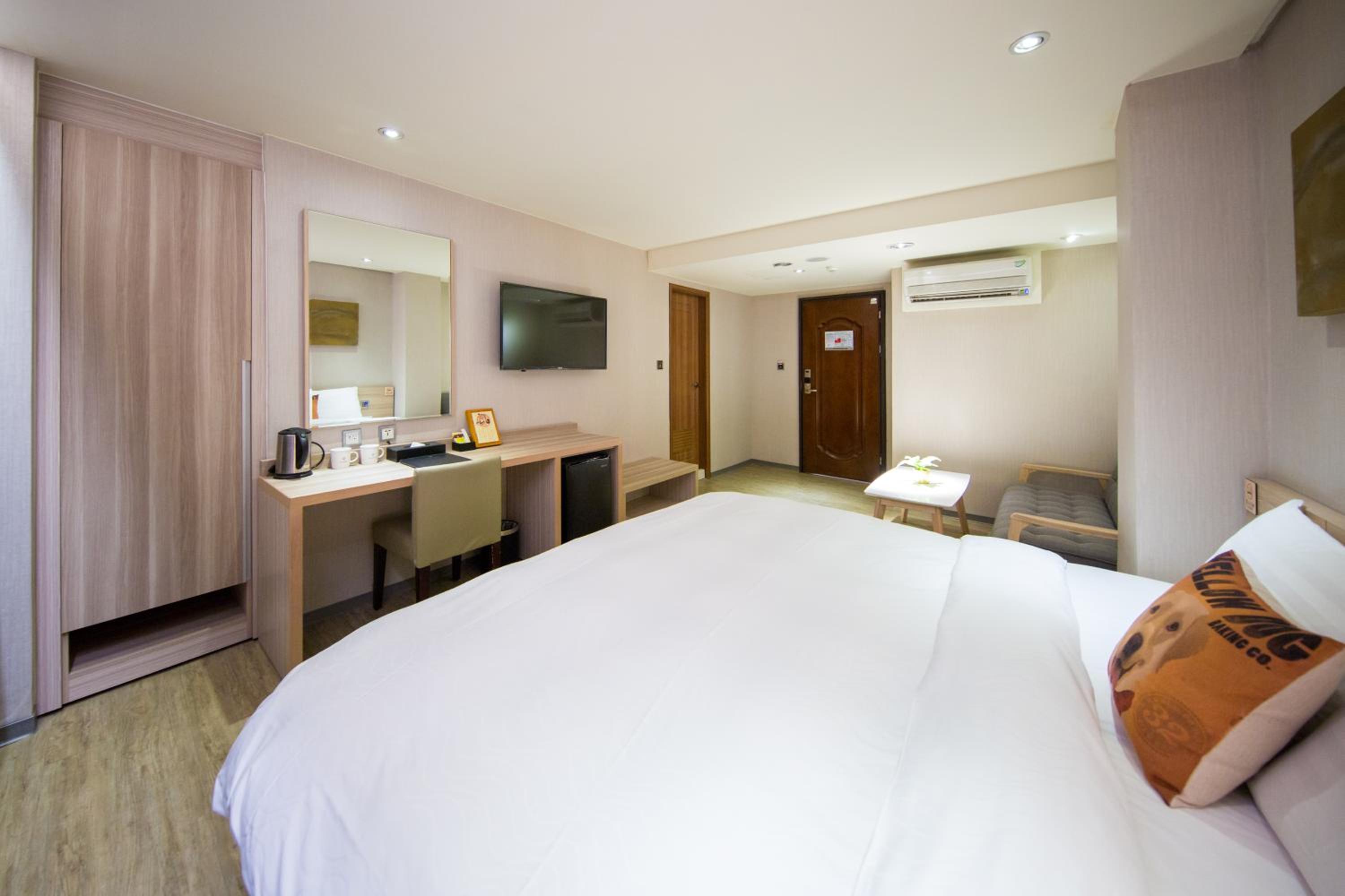 Deluxe Double Room photo 3