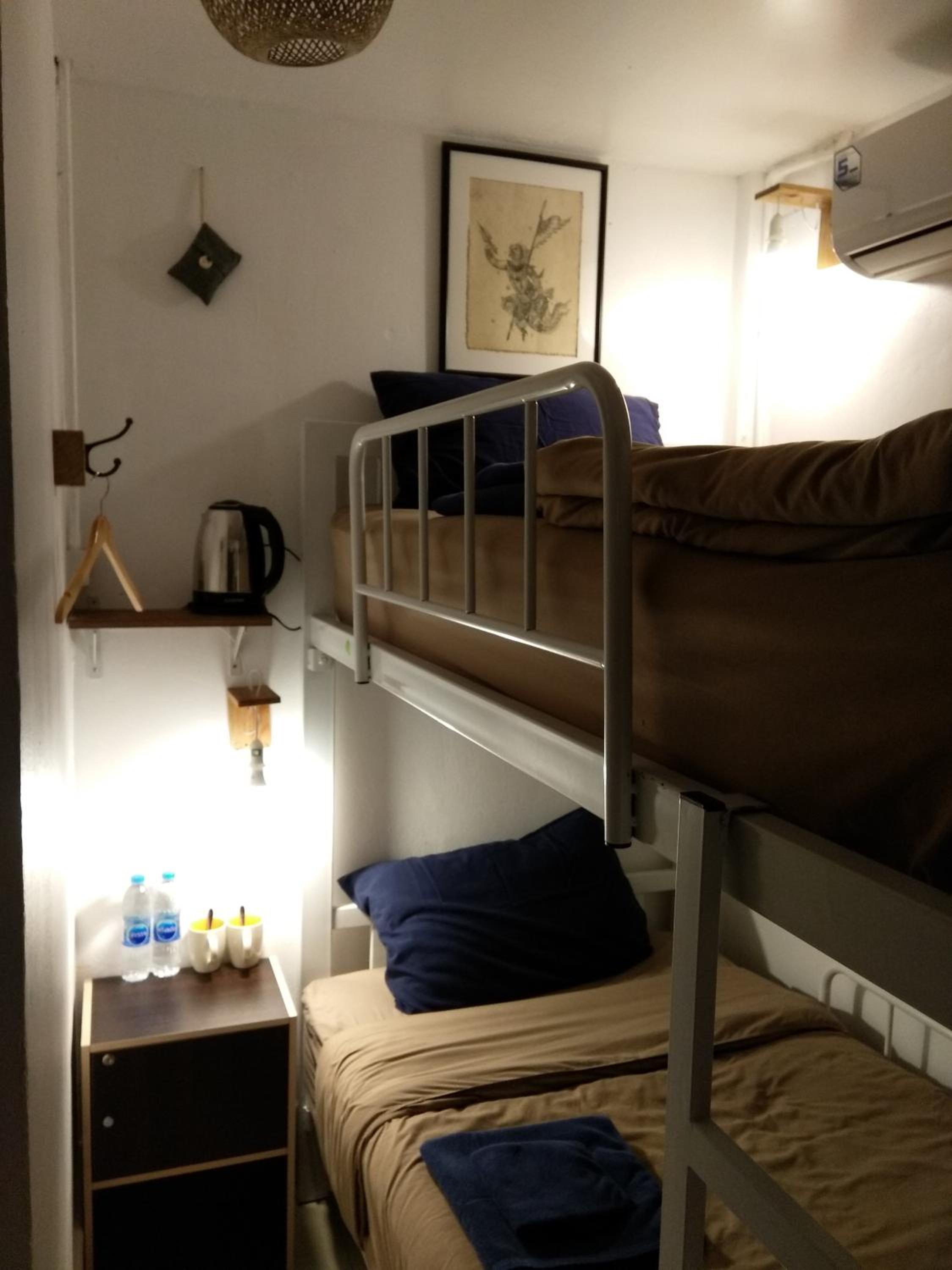 Twin Room with Bathroom photo 1