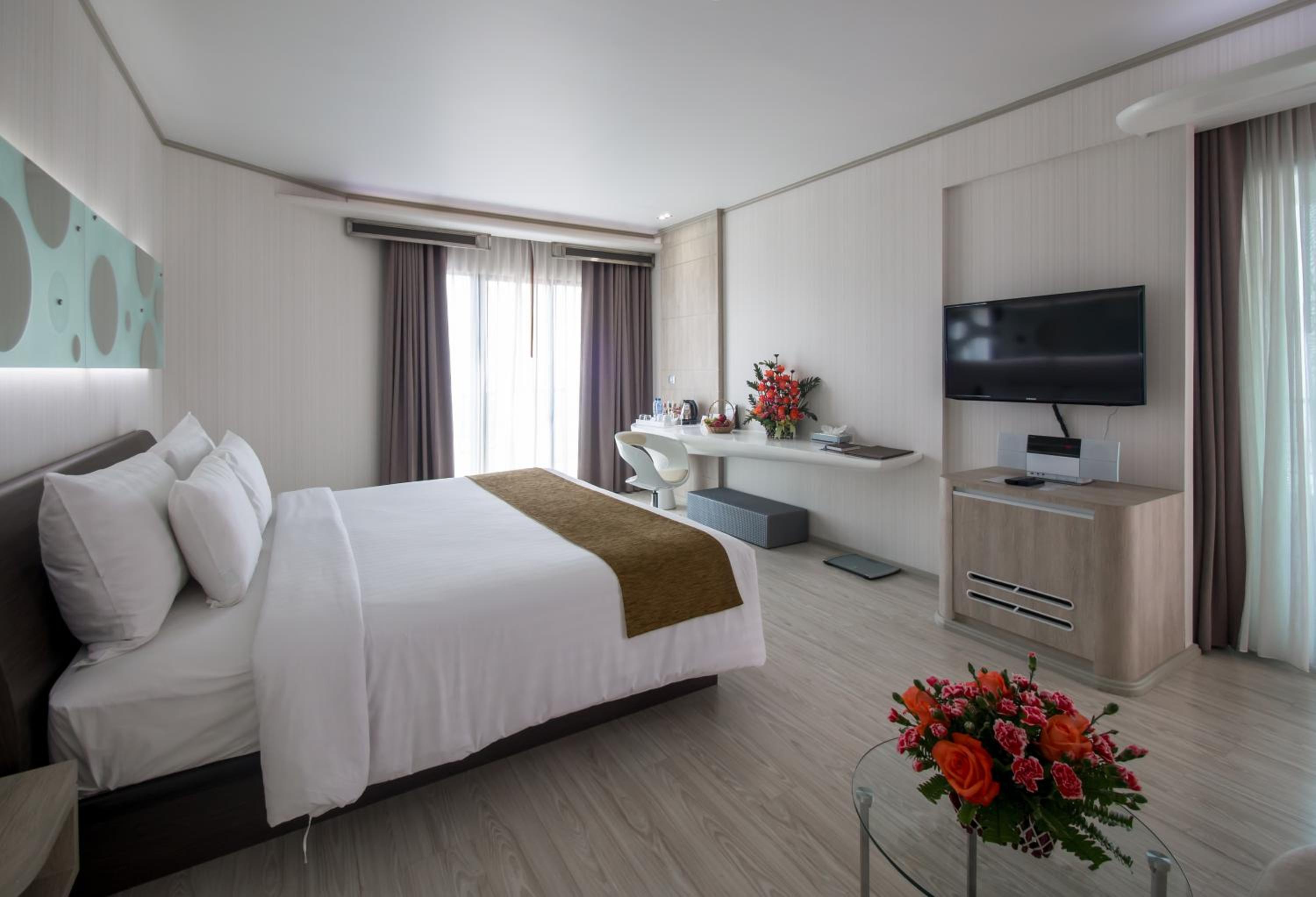 hotel room