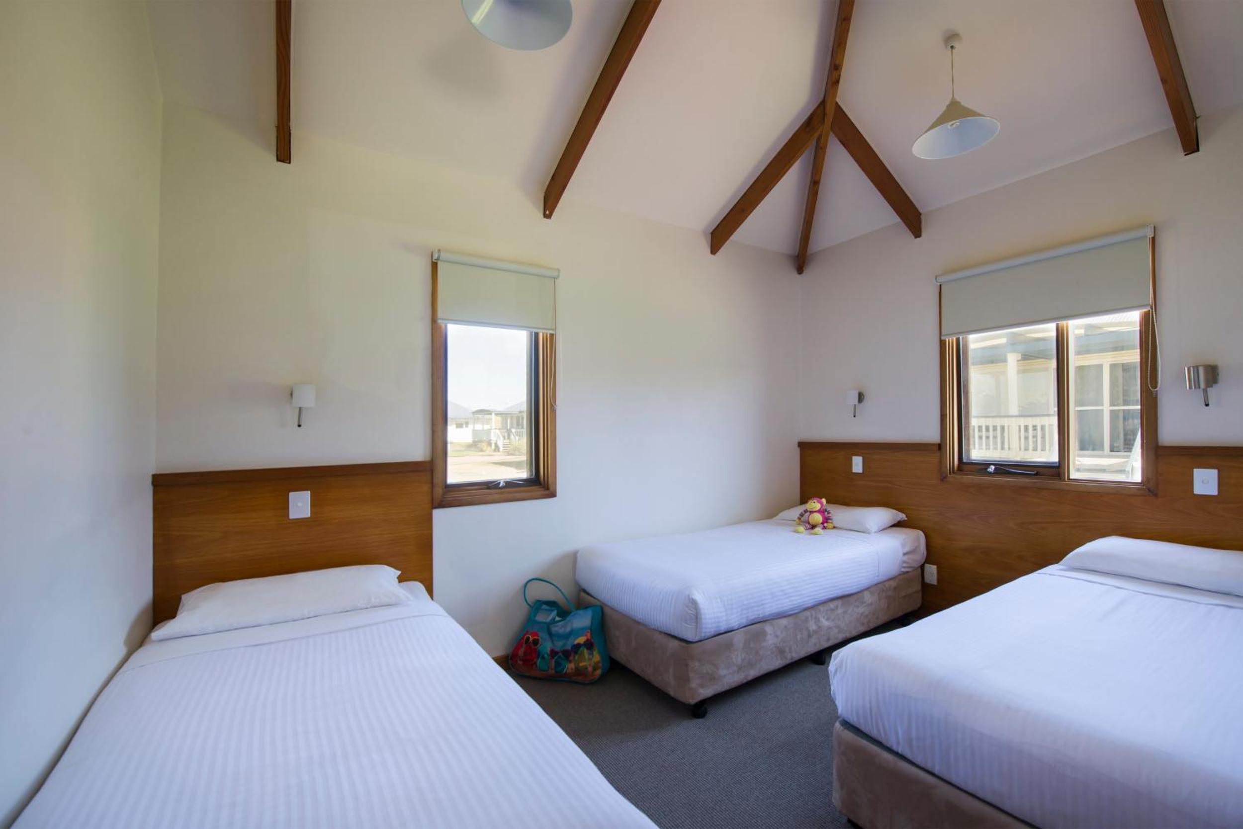 Two-Bedroom Villa with Balcony photo 3