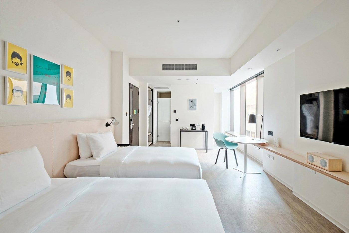 Medium Twin Room