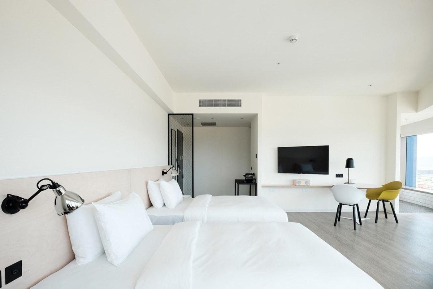 Loft Twin River View Room