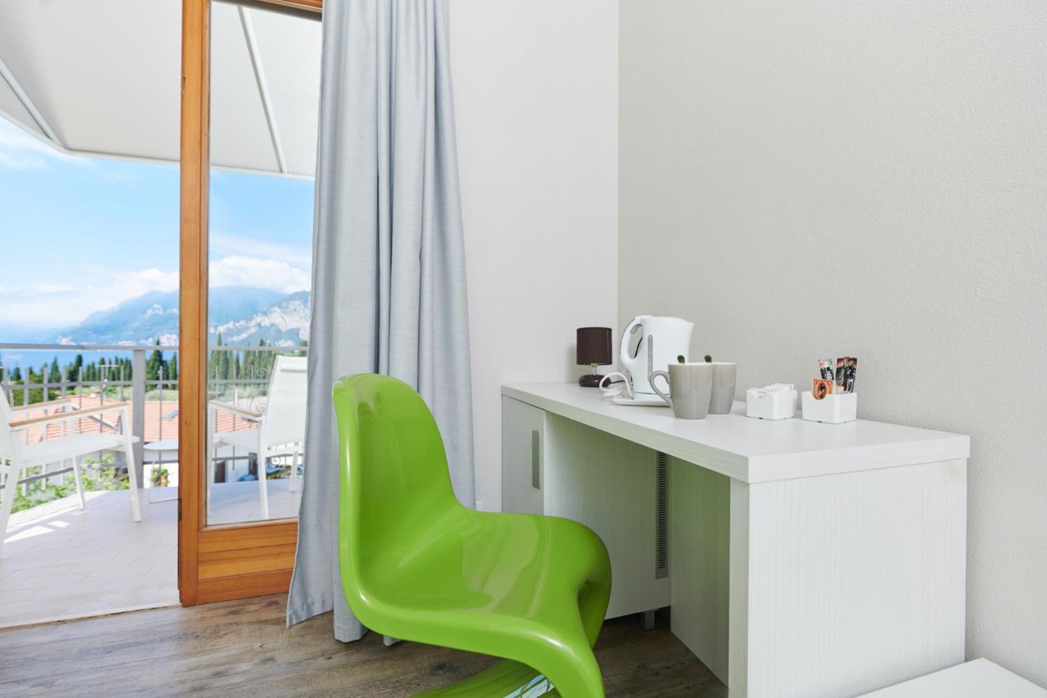 Superior Double or Twin Room with Balcony - Photo 1
