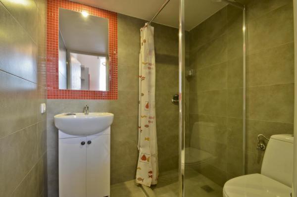 Duplex Apartment - Photo 2