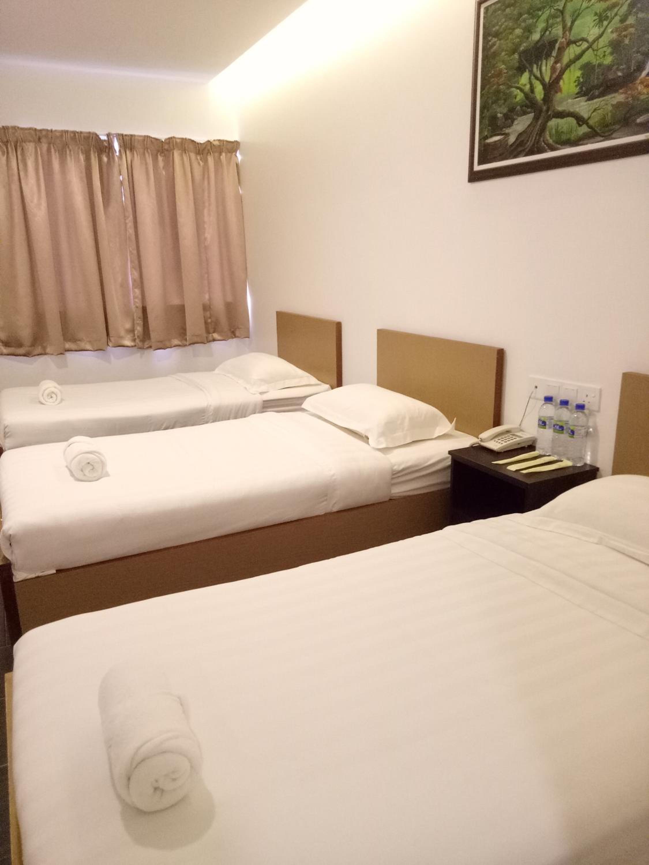 Triple Suite Room