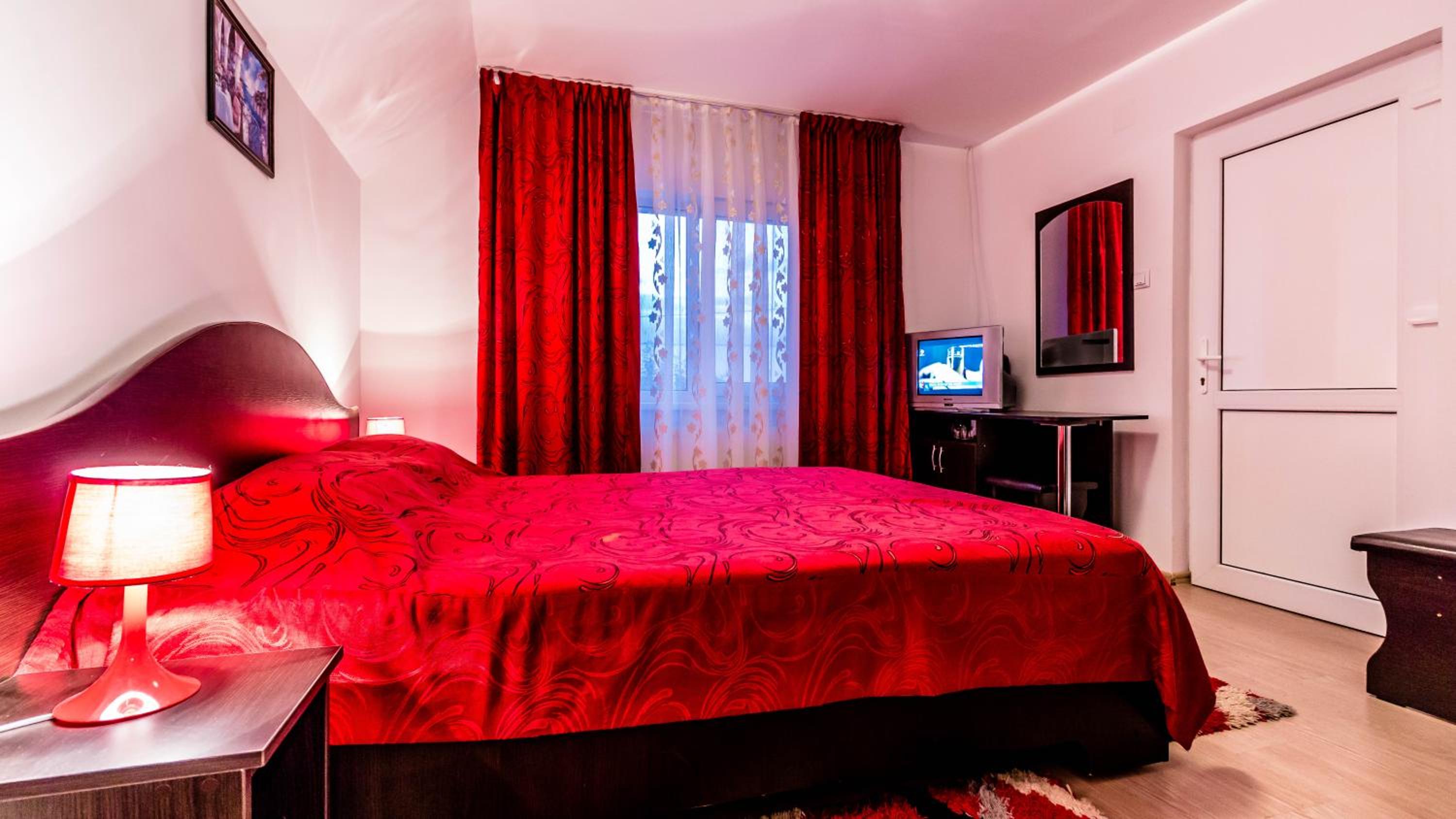 Standard Double Room - Photo 1