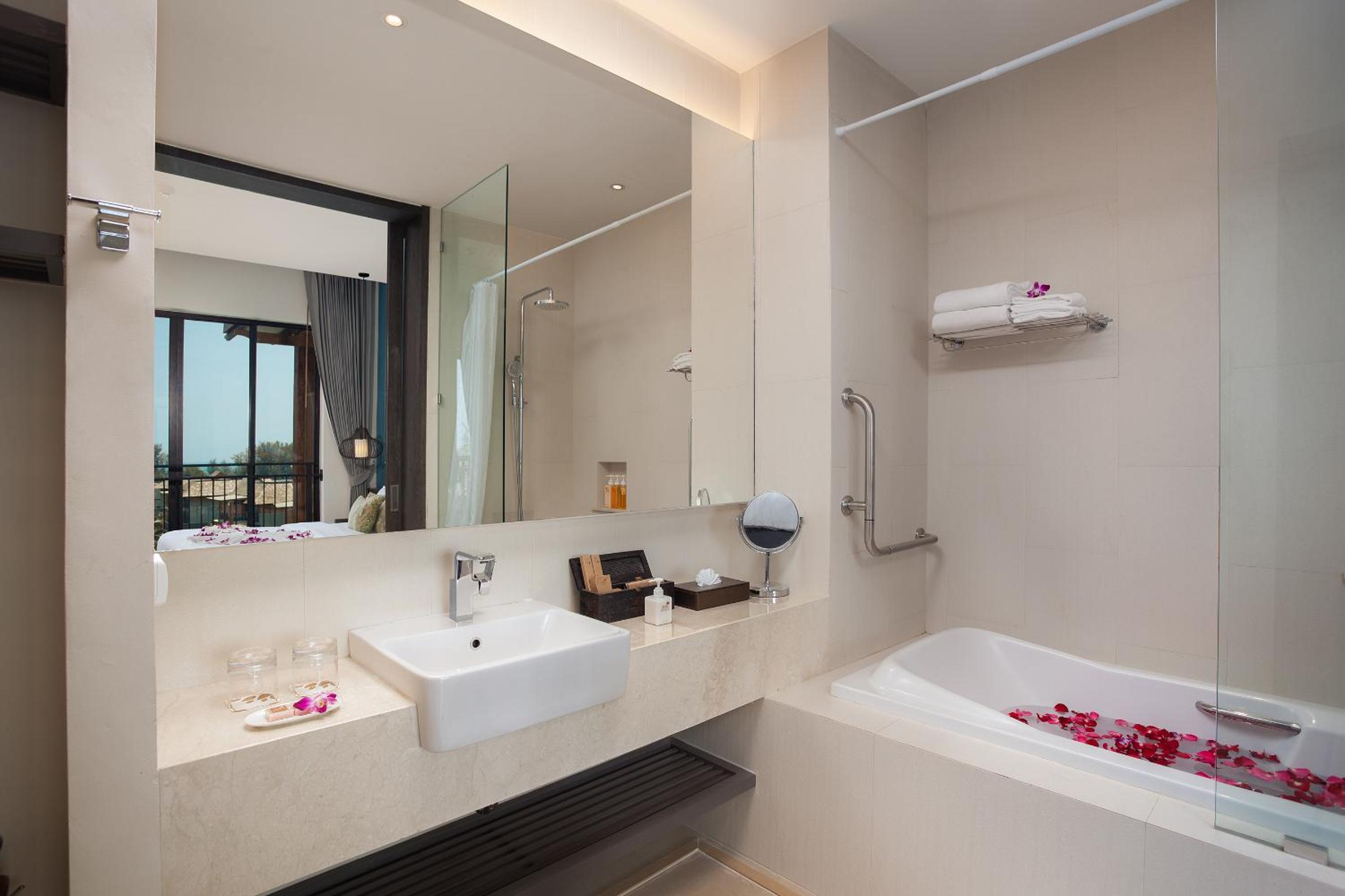 Deluxe Suite Premium - Photo 3