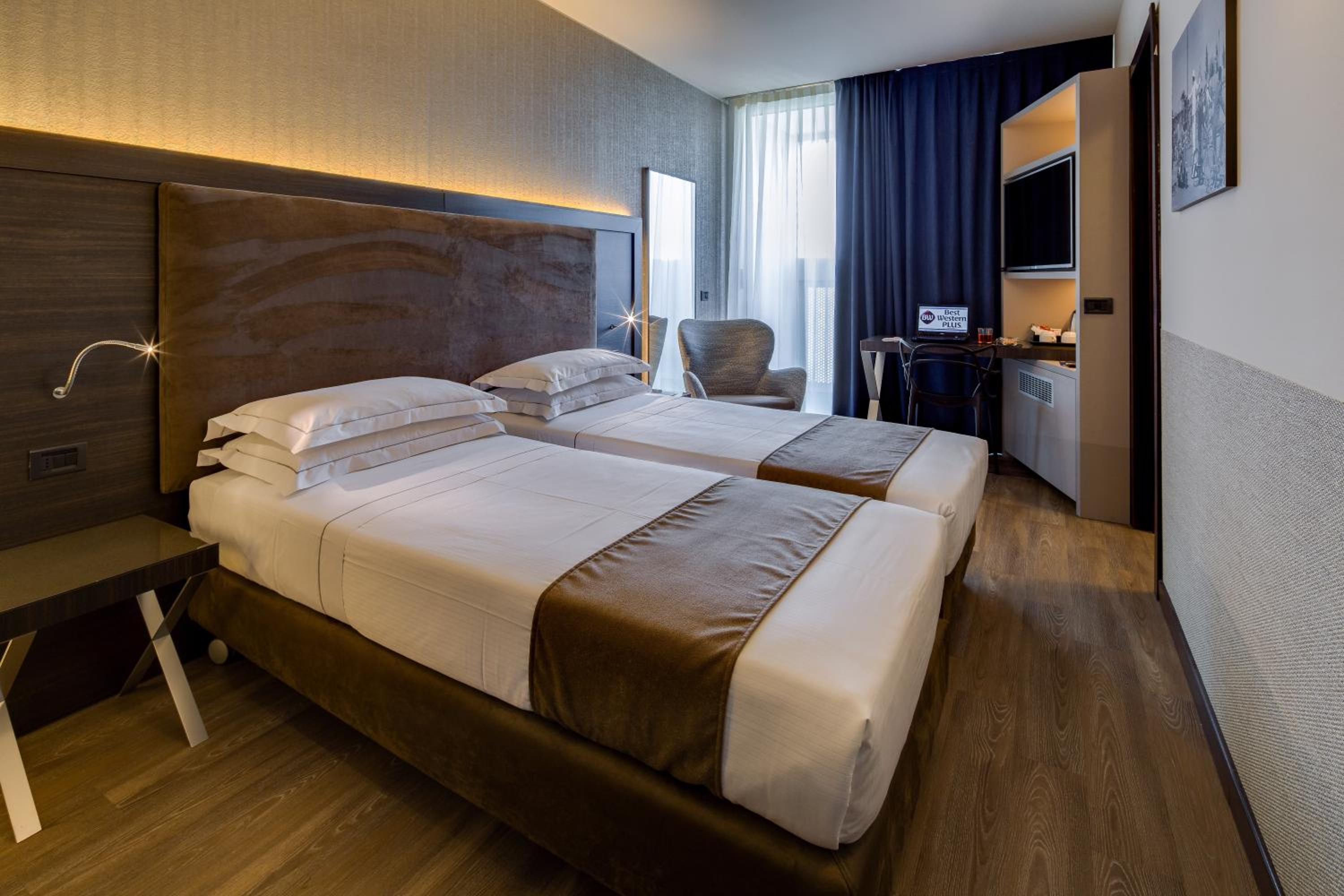 Superior Twin Room - Non-Smoking - Photo 9