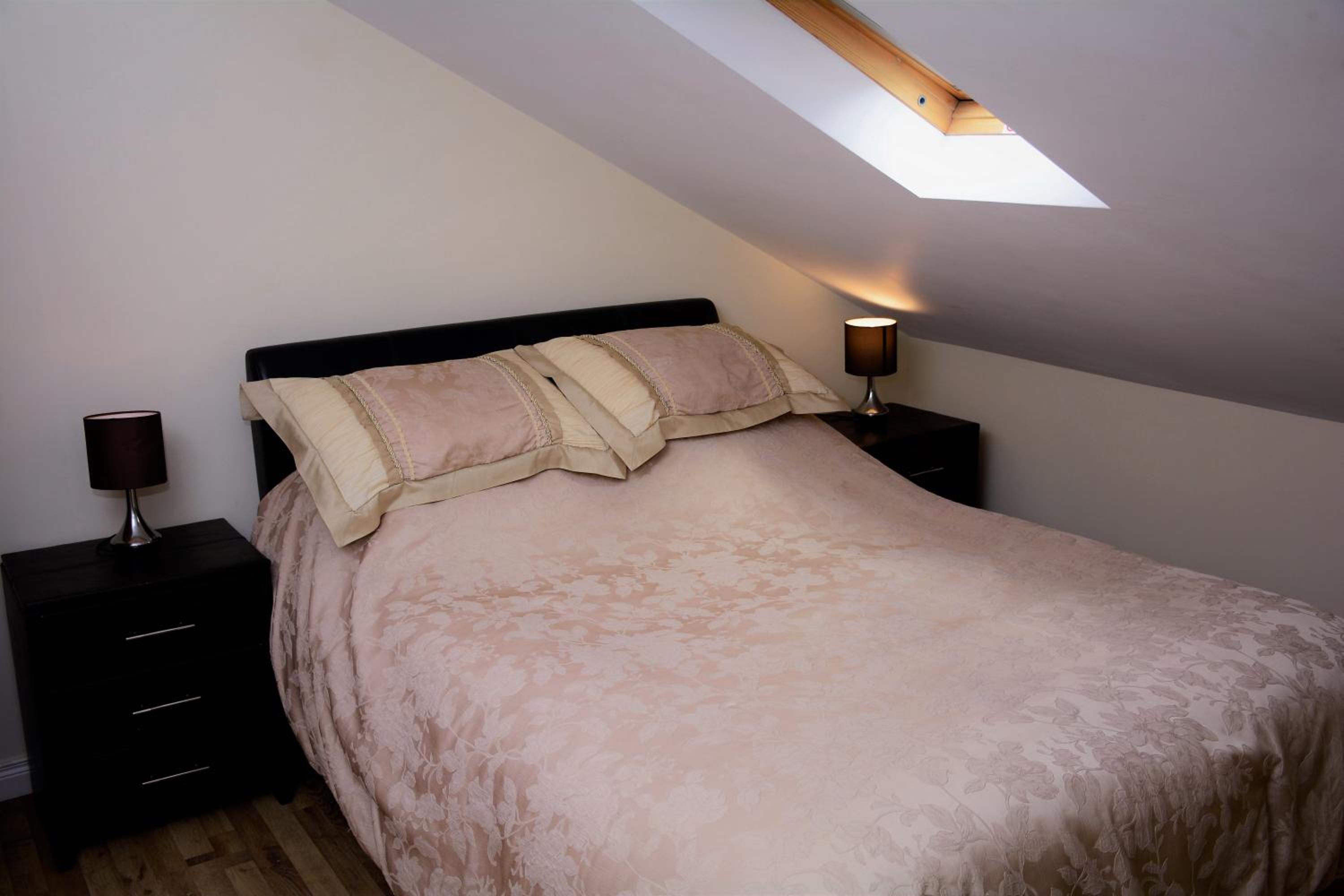 Double Room with Private Bathroom photo 2