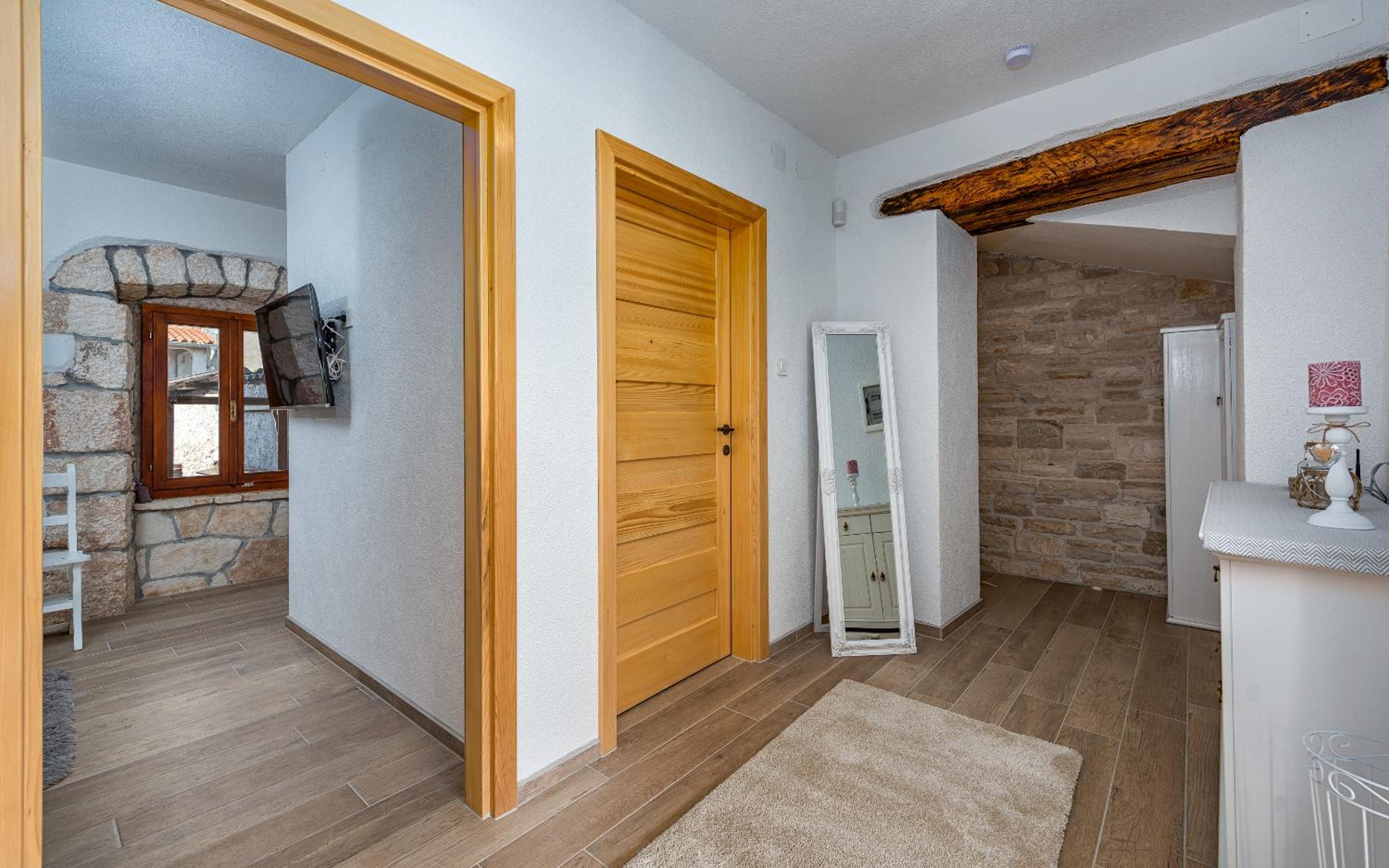 Villa photo 1