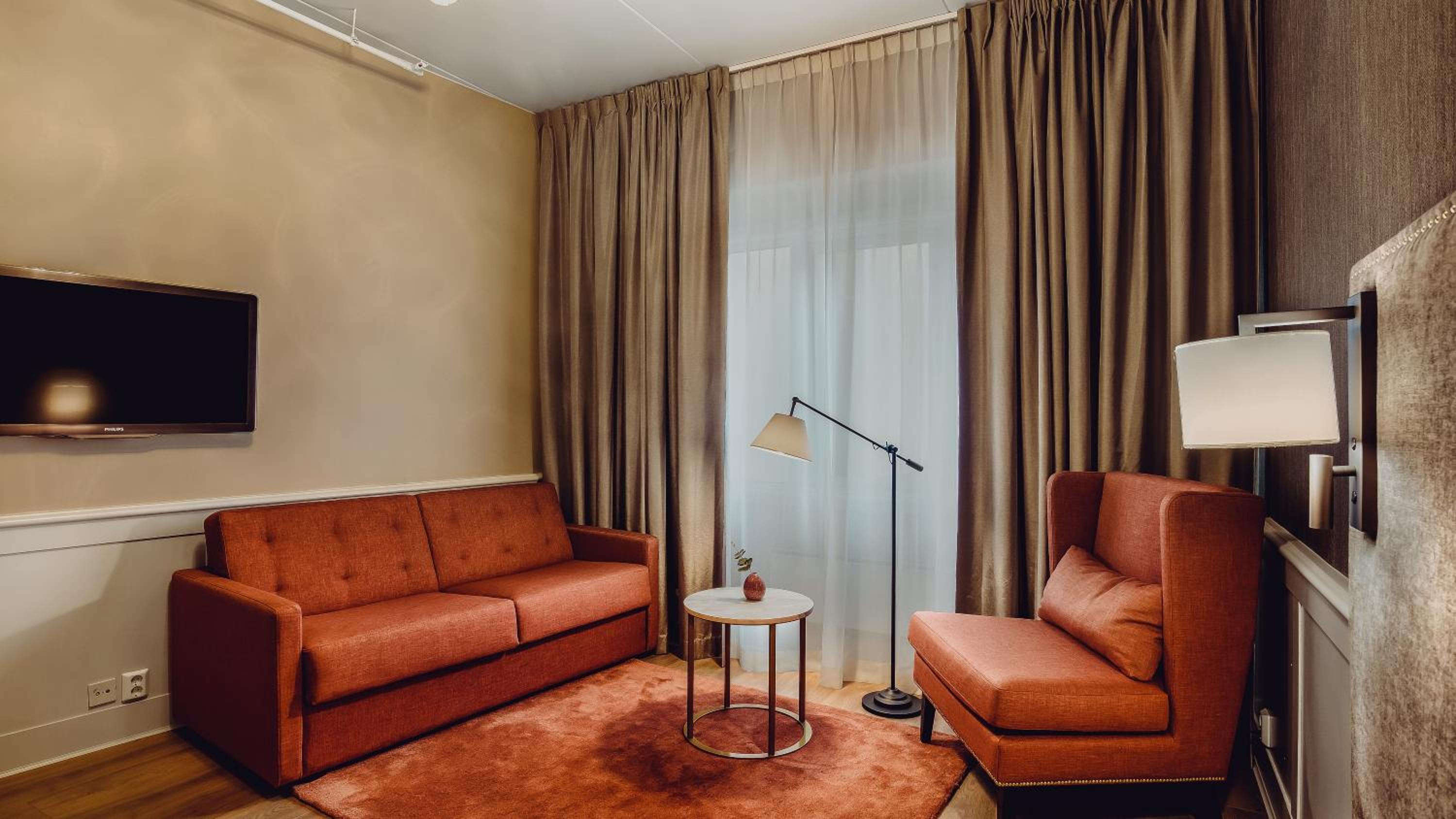 Deluxe Double or Twin Room - Photo 1