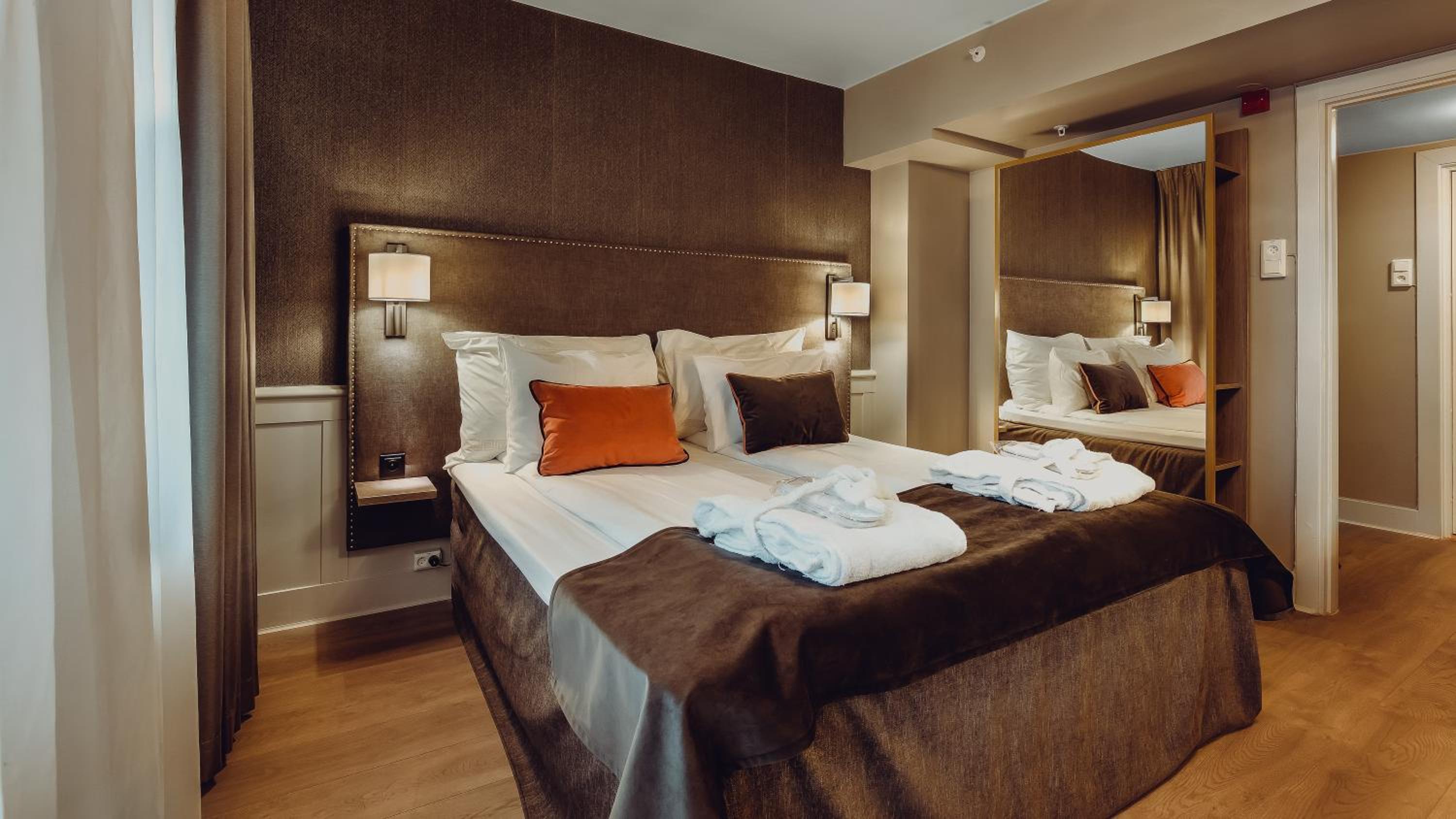 Superior Double or Twin Room - Photo 1