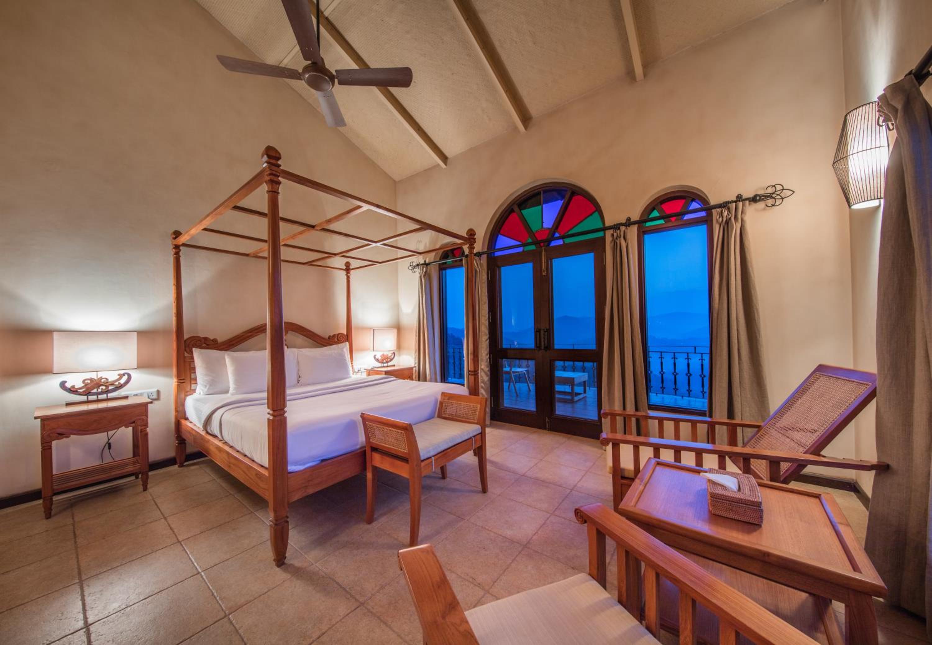 Double Room with Mountain View - Photo 3