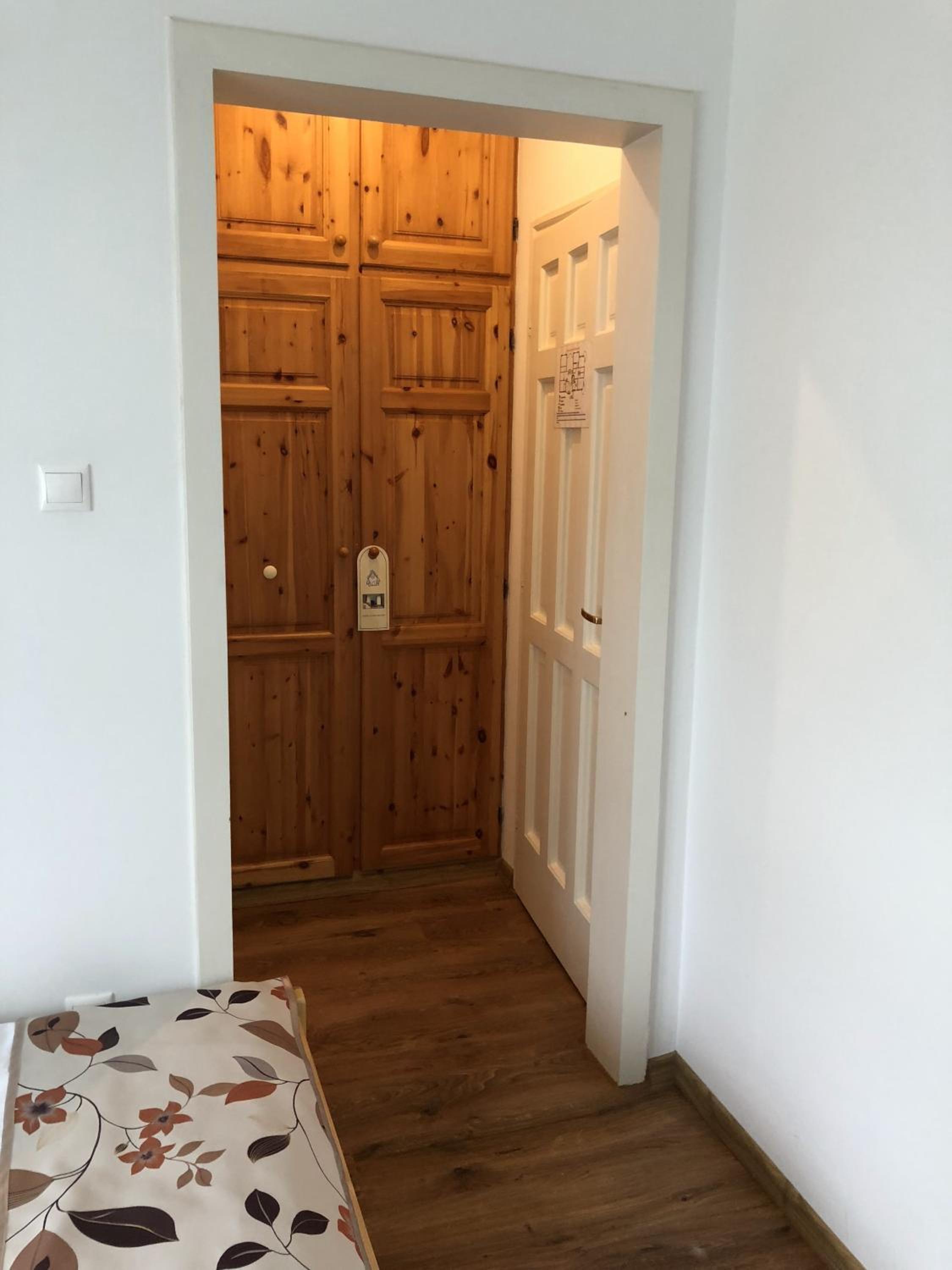 Standard Twin Room photo 3