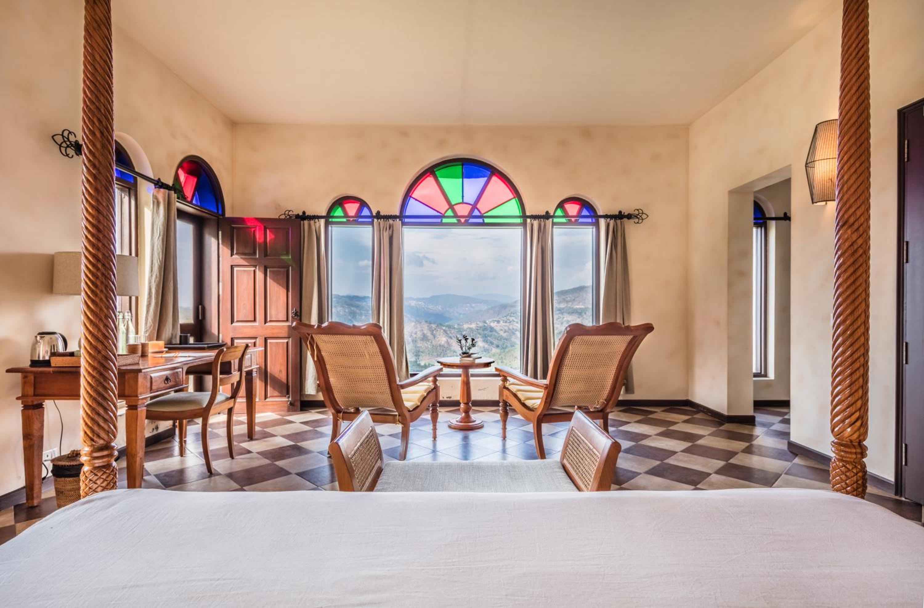 Queen Room with Balcony - Photo 1