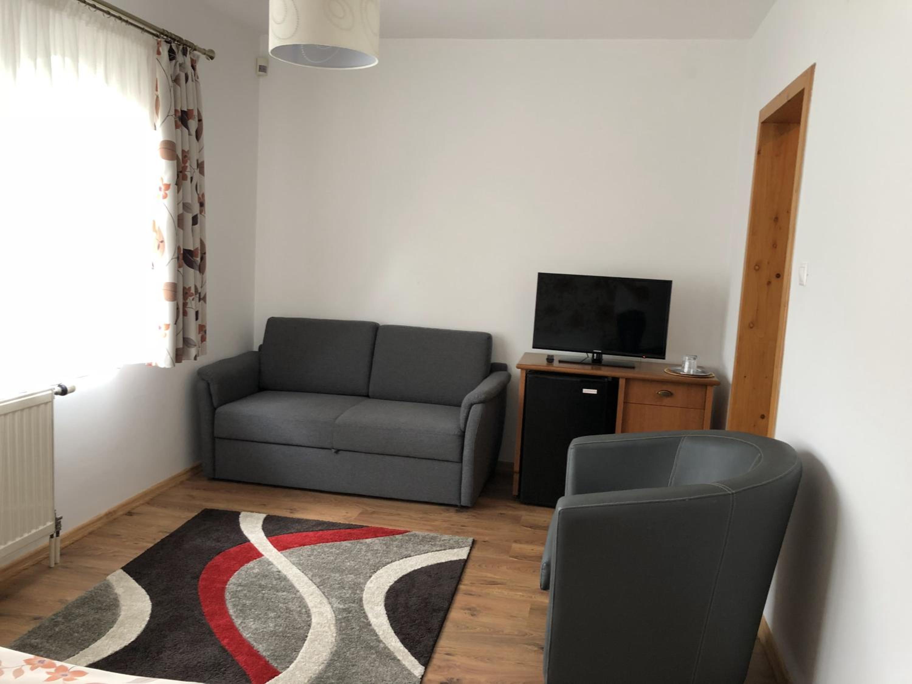 Deluxe Double Room With Extra Bed photo 1