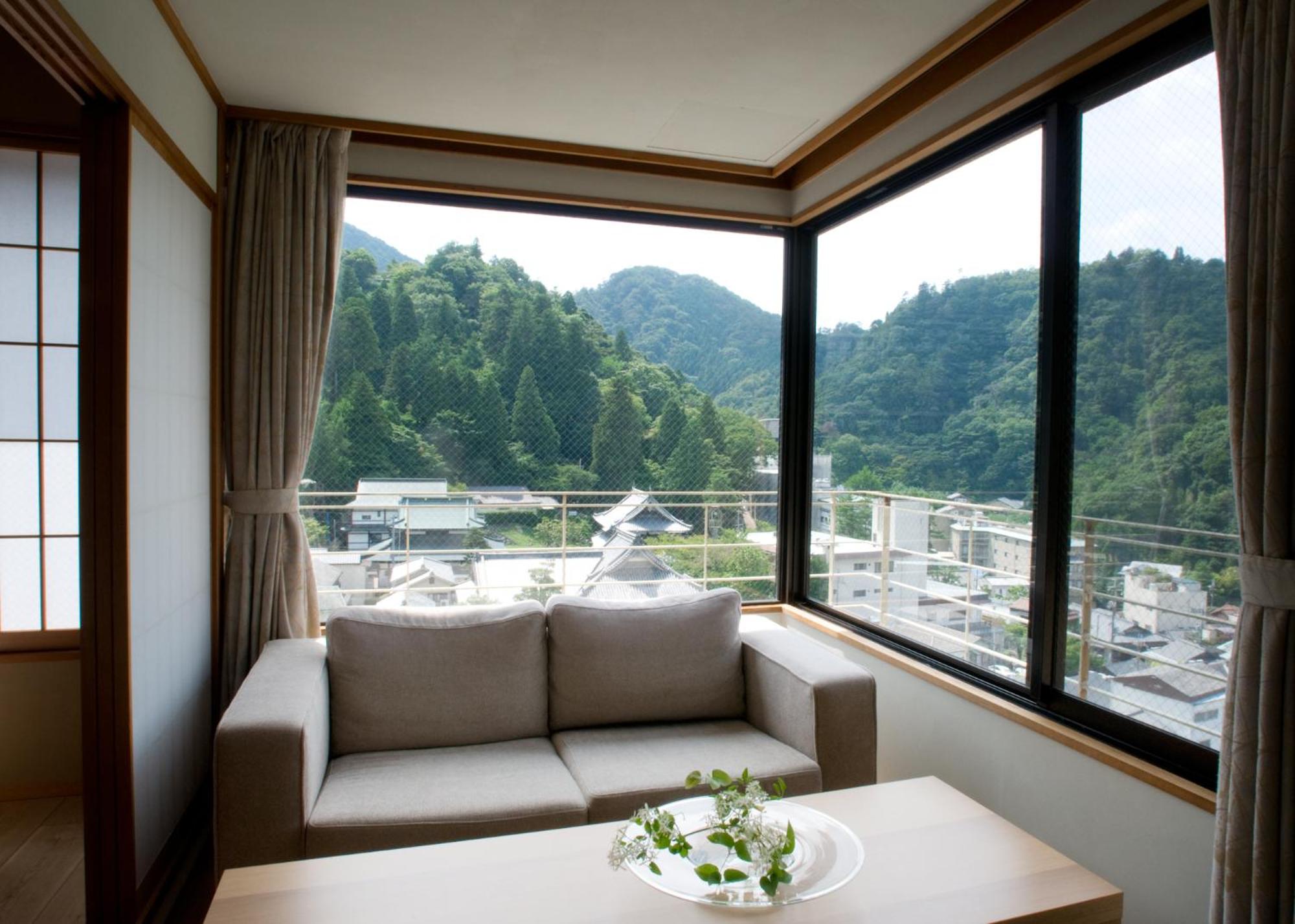 Suite Room with Tatami Area