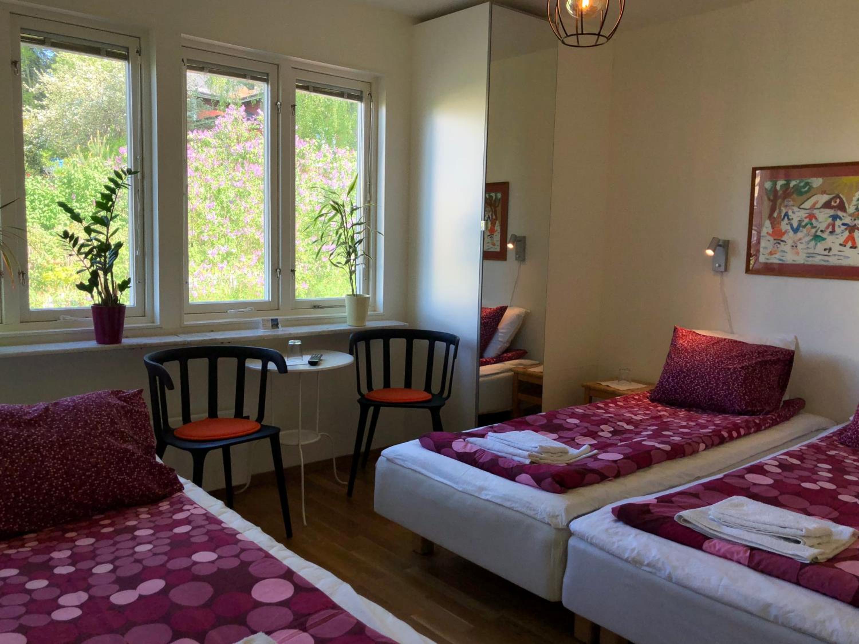 Triple Room with Private Bathroom photo 1