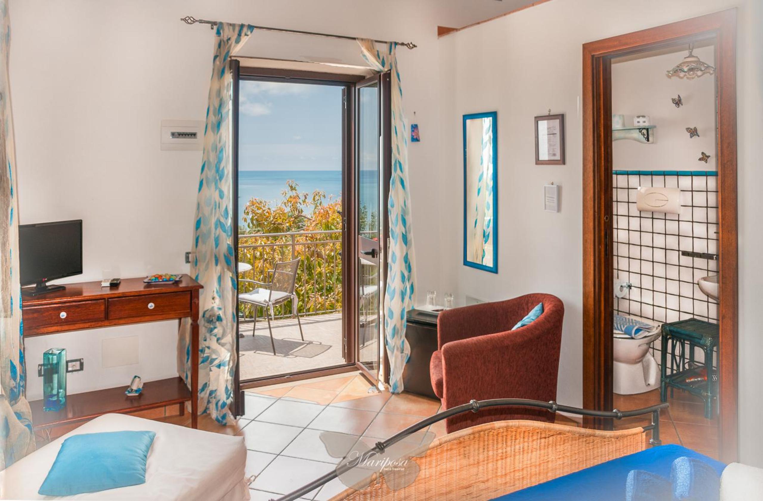 Double Room with Sea View photo 3