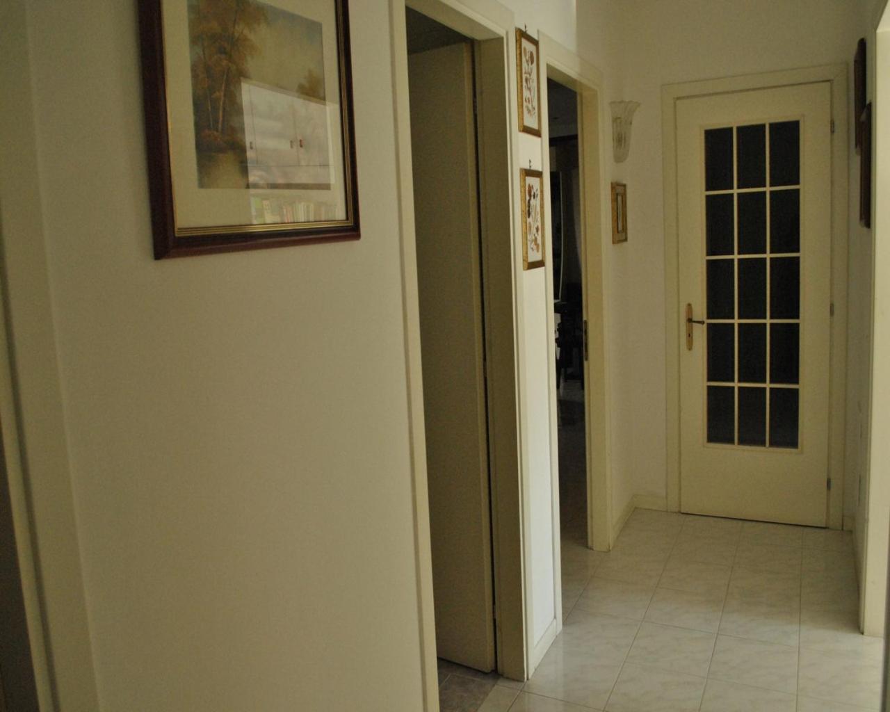 Double Room - Photo 8