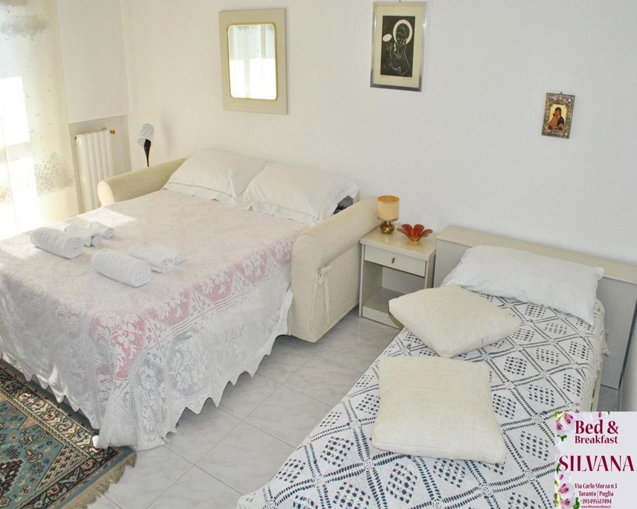Double Room - Photo 10