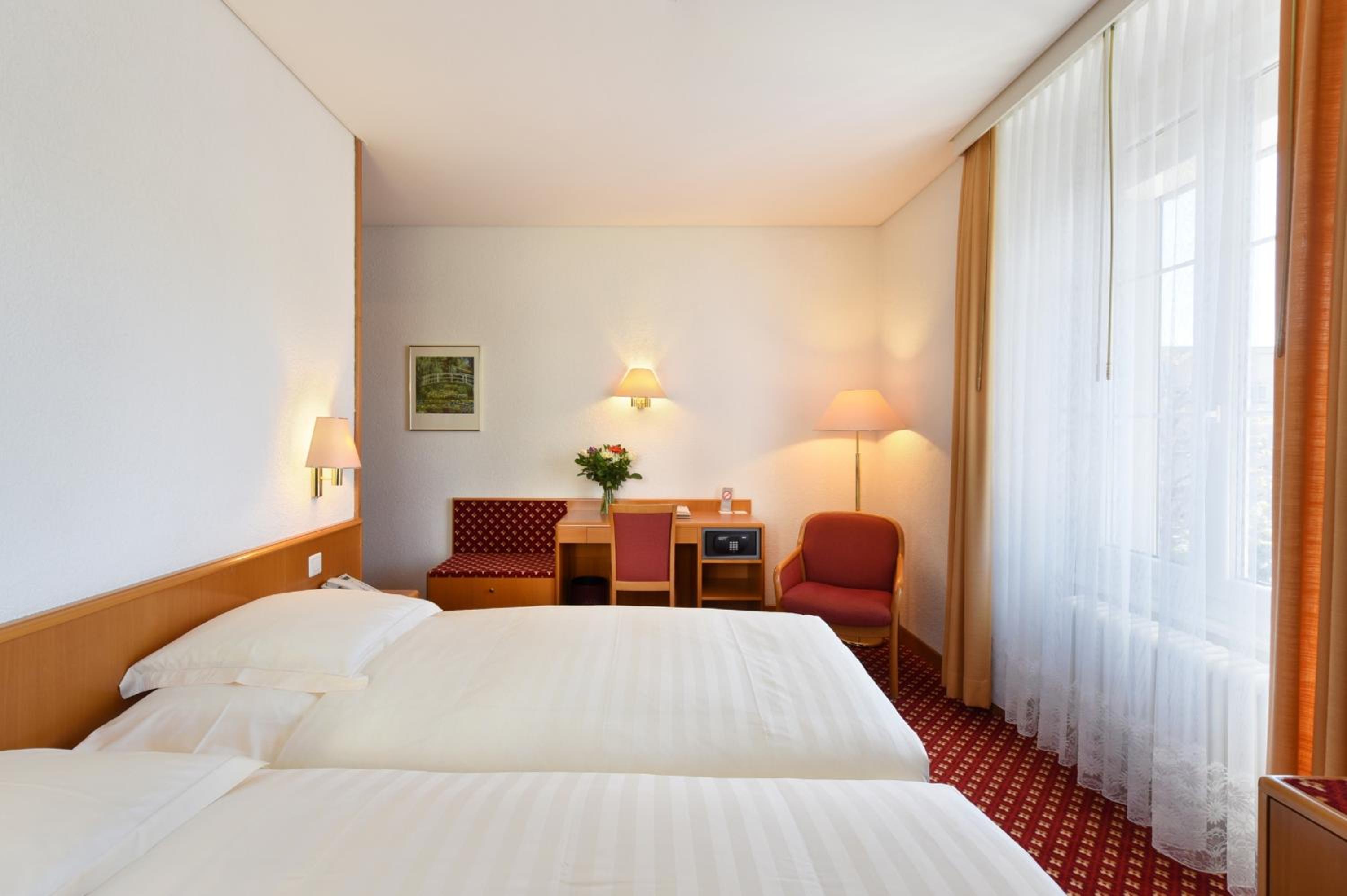 Available room