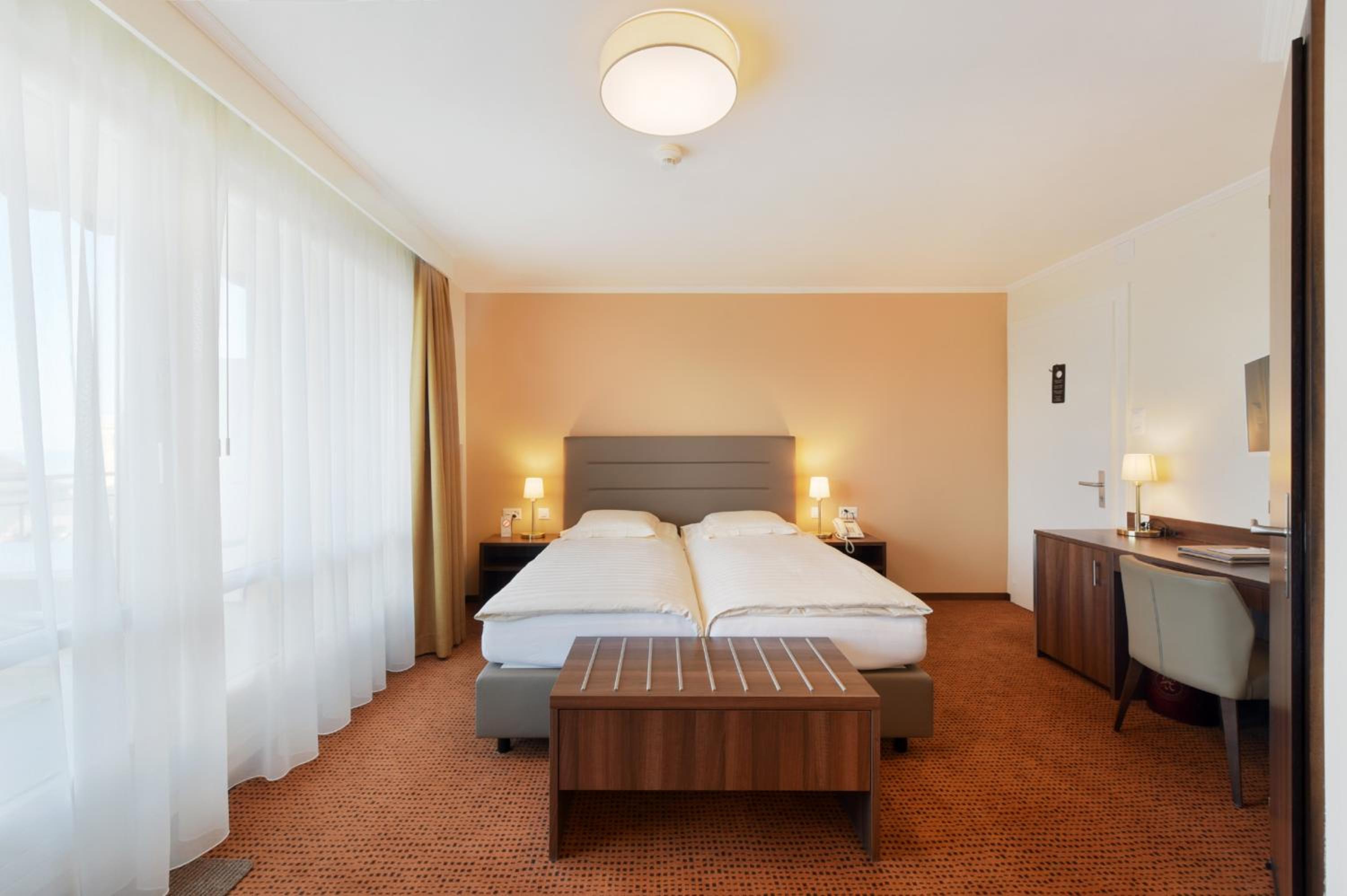 Superior Twin Room with Balcony  - Photo 17