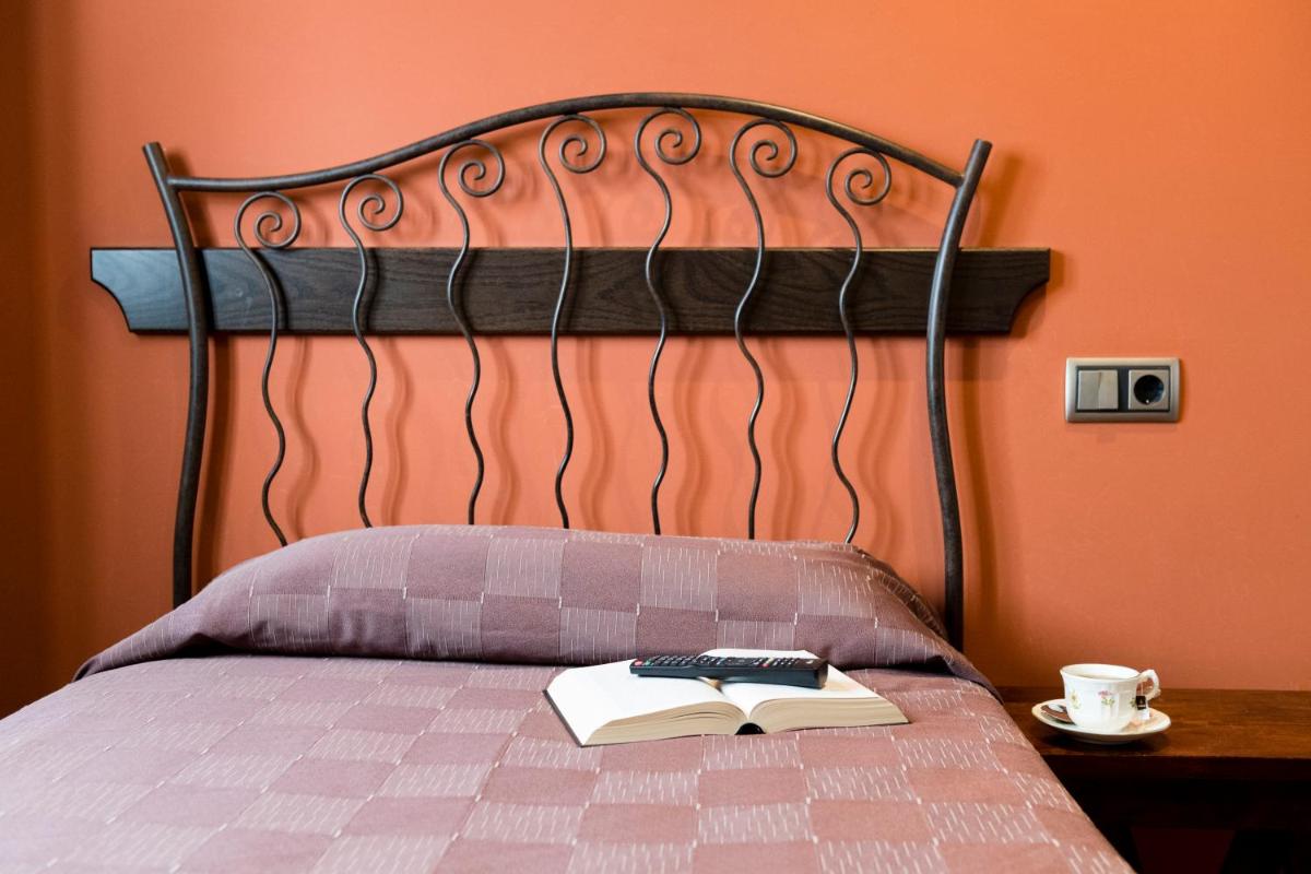 Single Room photo 2