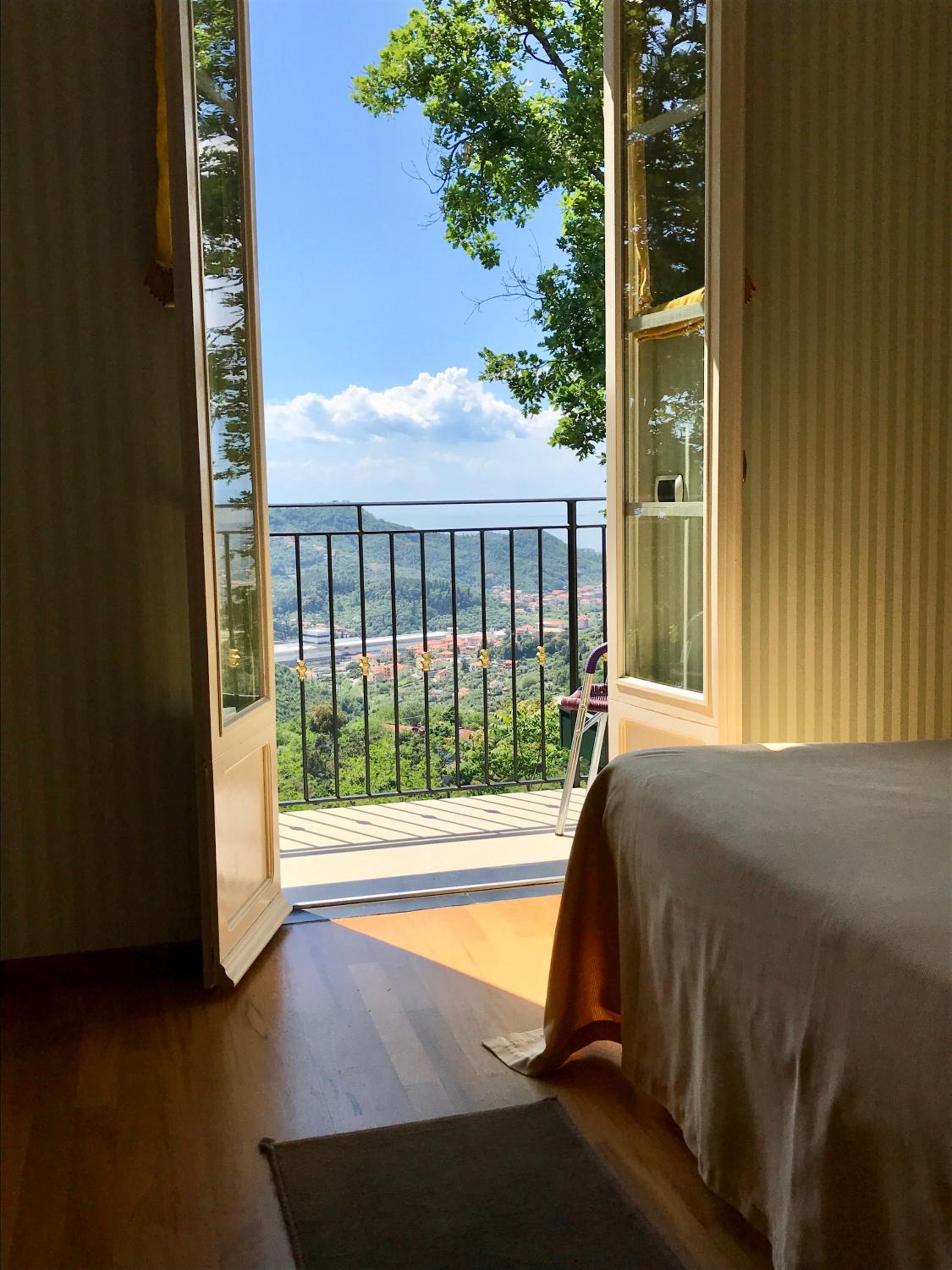 Double Room - Photo 23