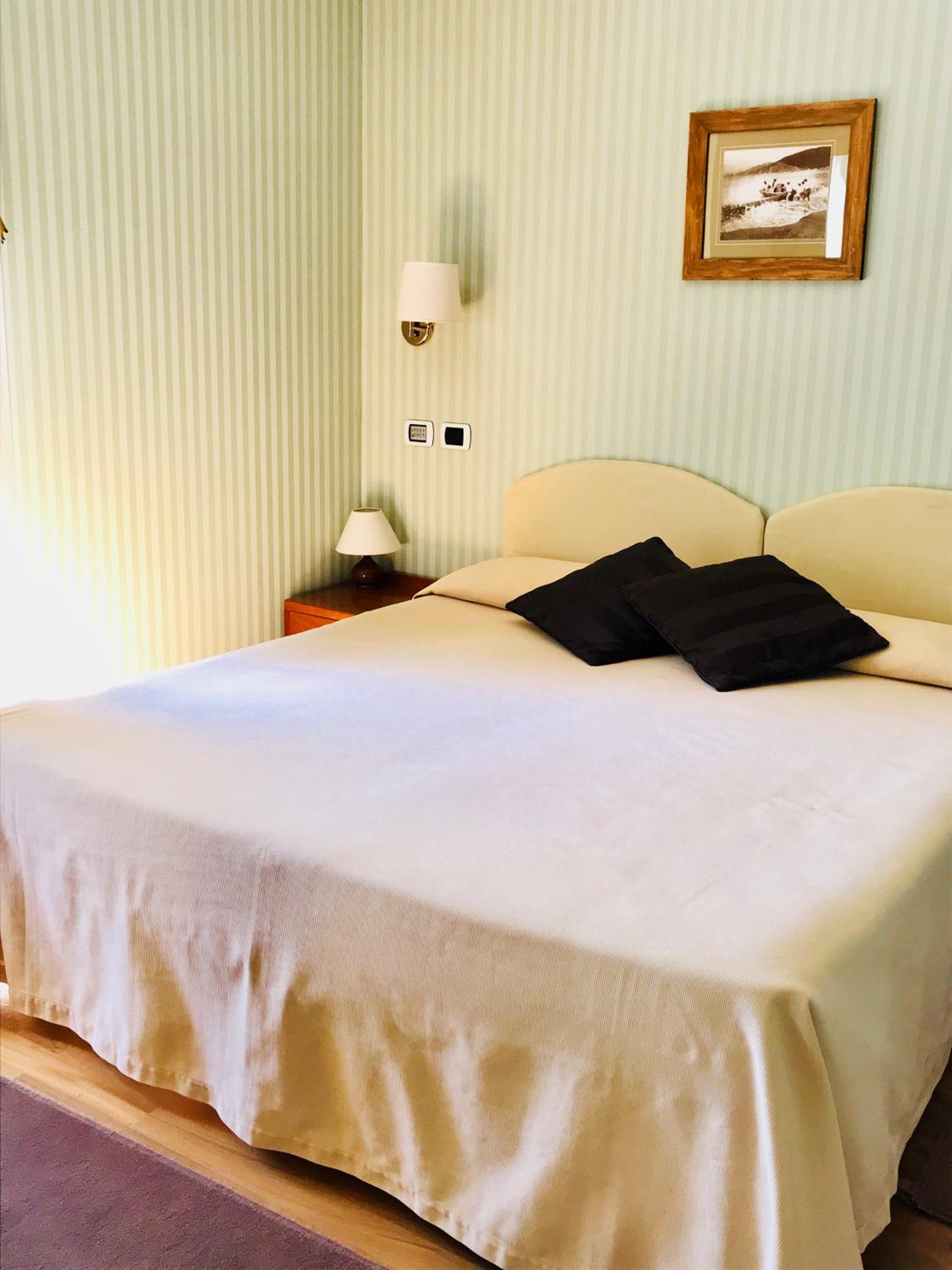Double Room - Photo 24
