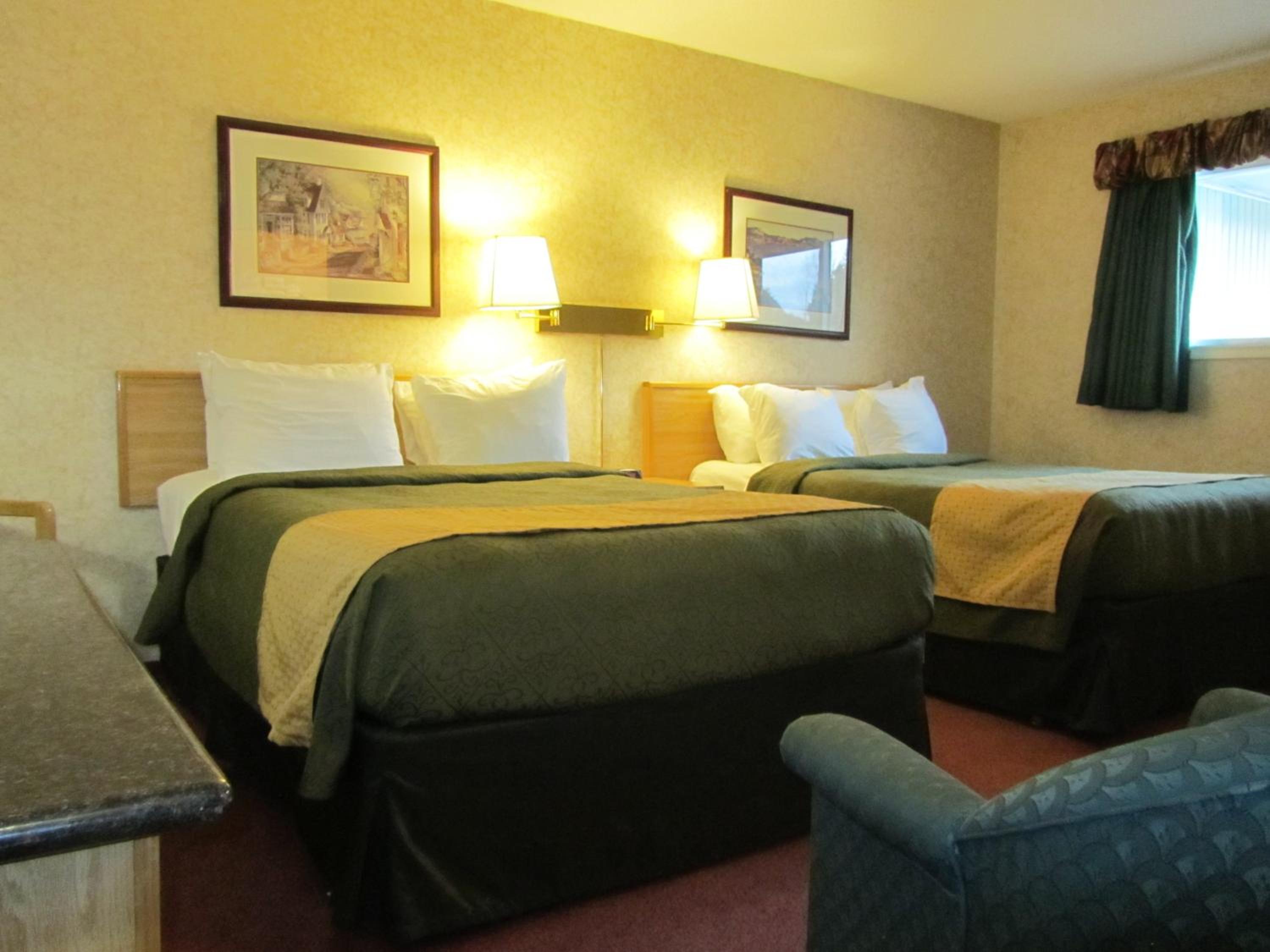 Double Room with Two Double Beds - Non-Smoking