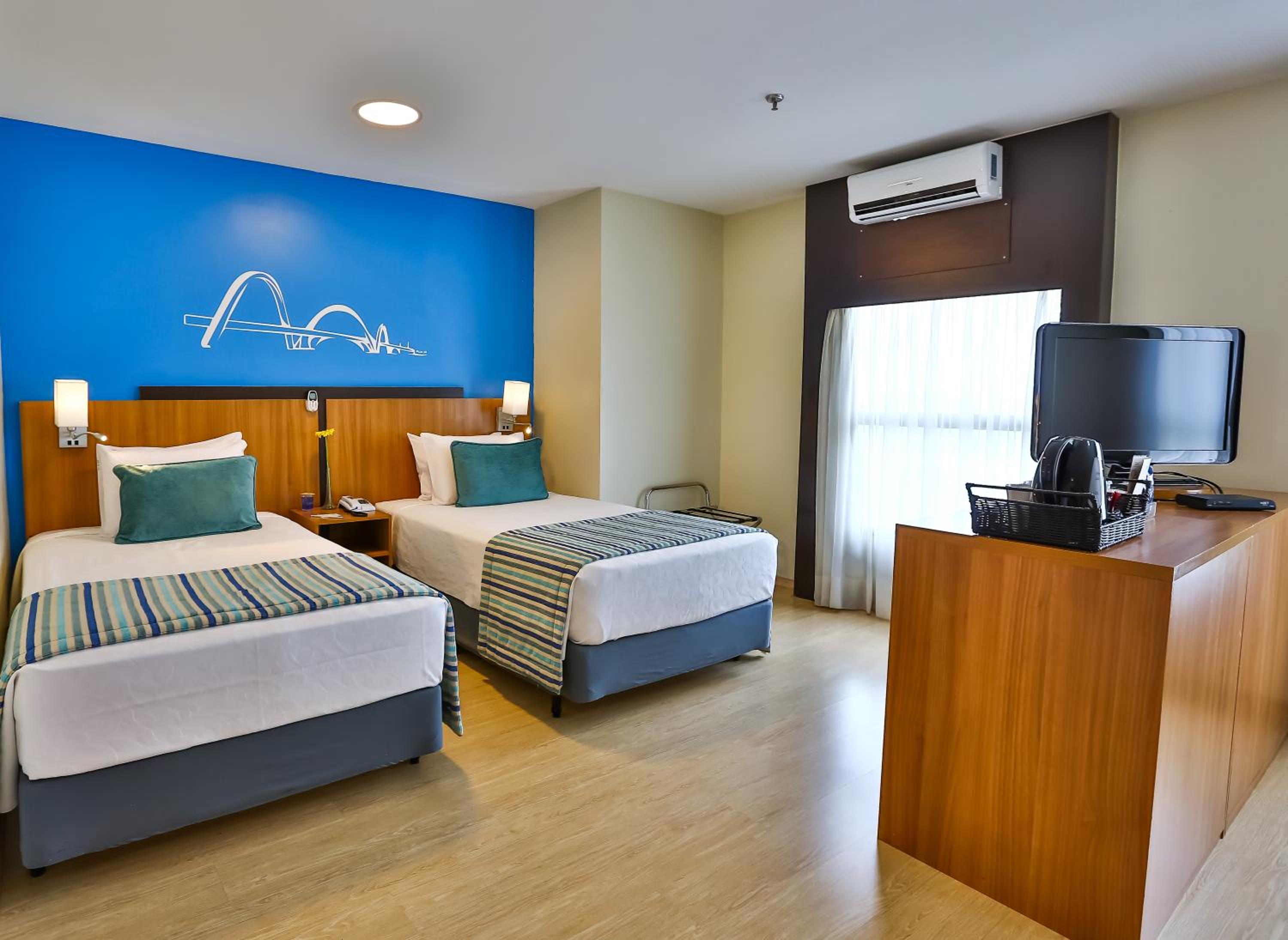 Deluxe Twin Room photo 2