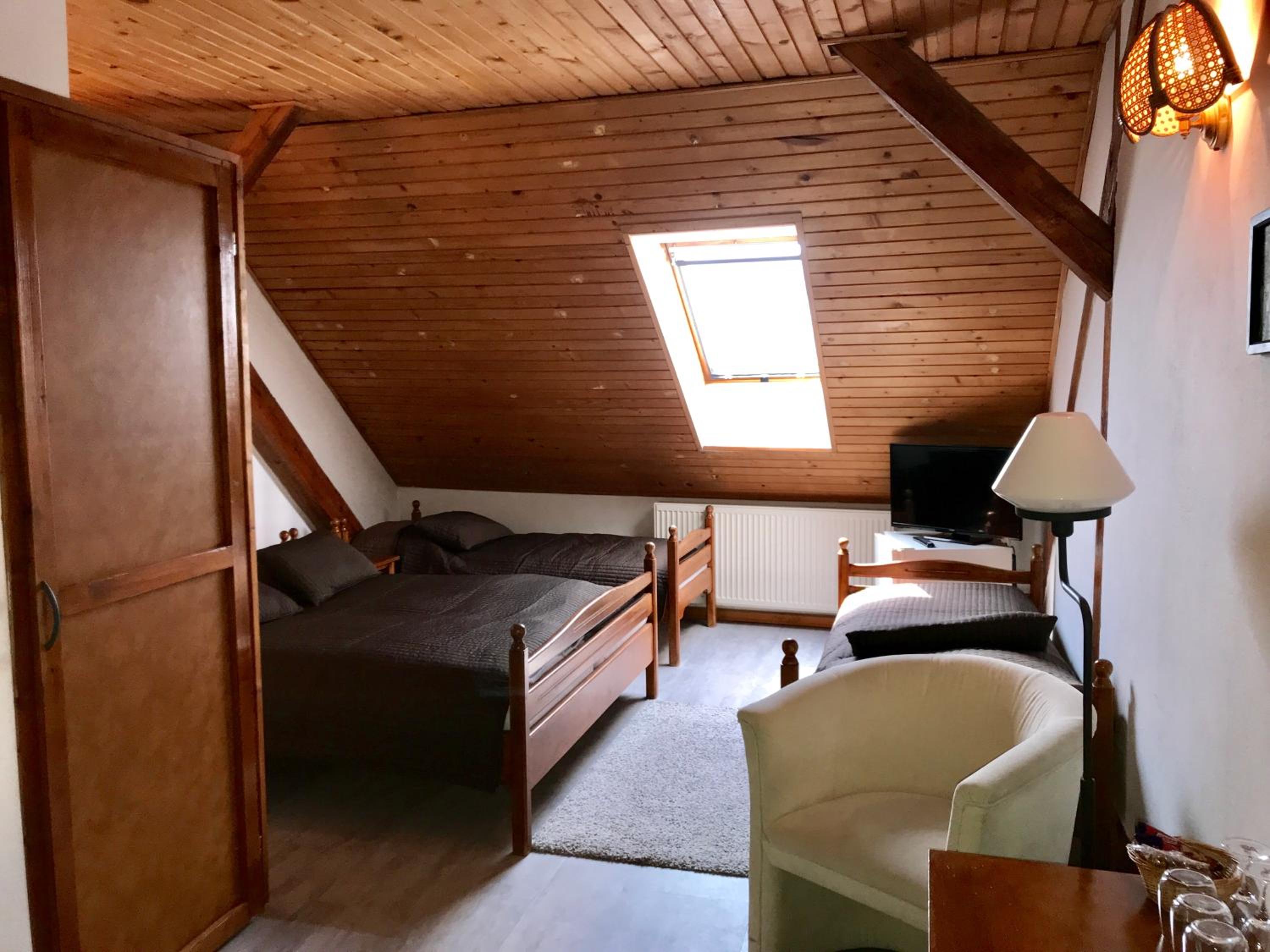 Quadruple Room with Bathroom