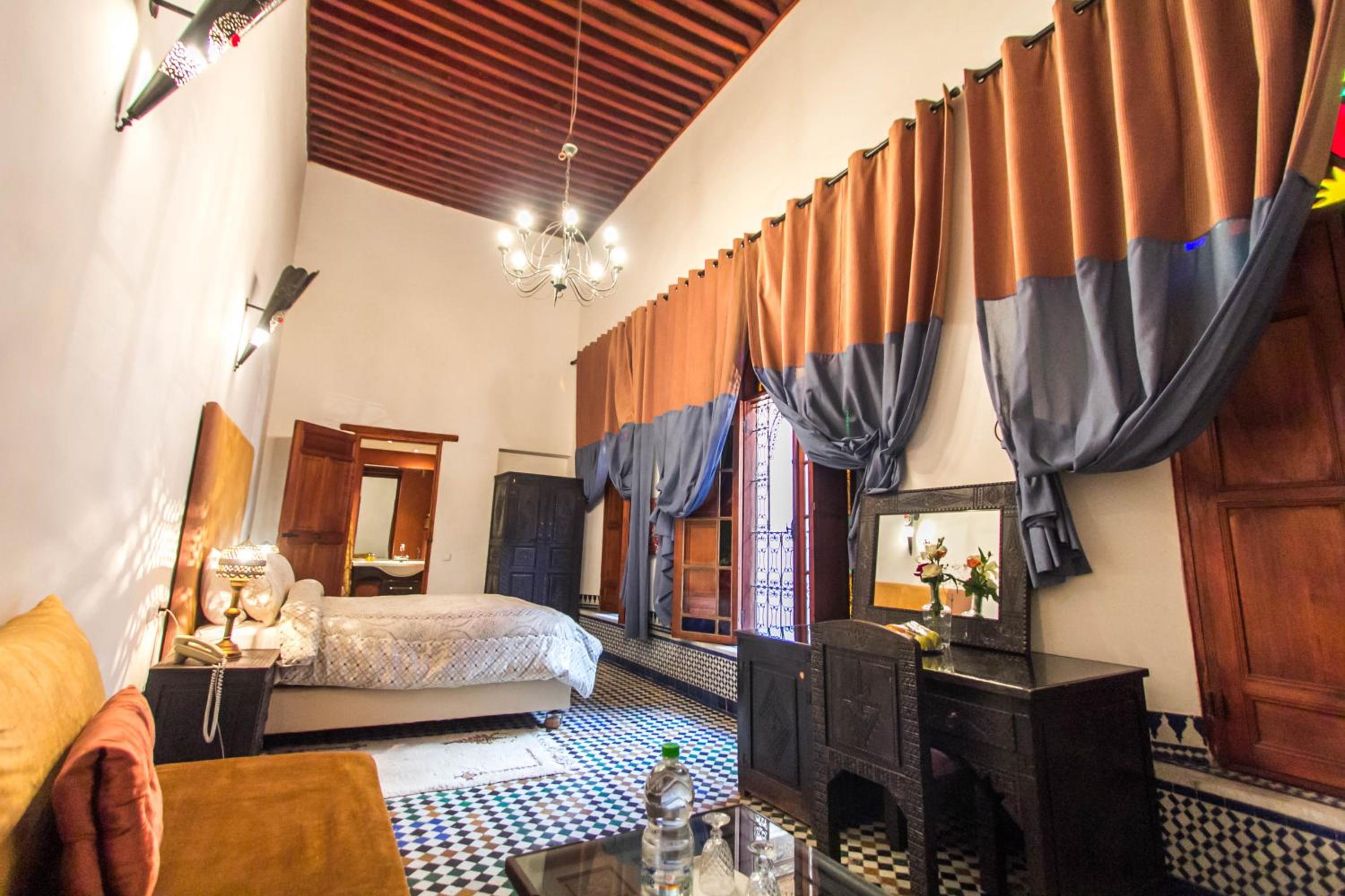 Ibnou Khaldoune - Suite